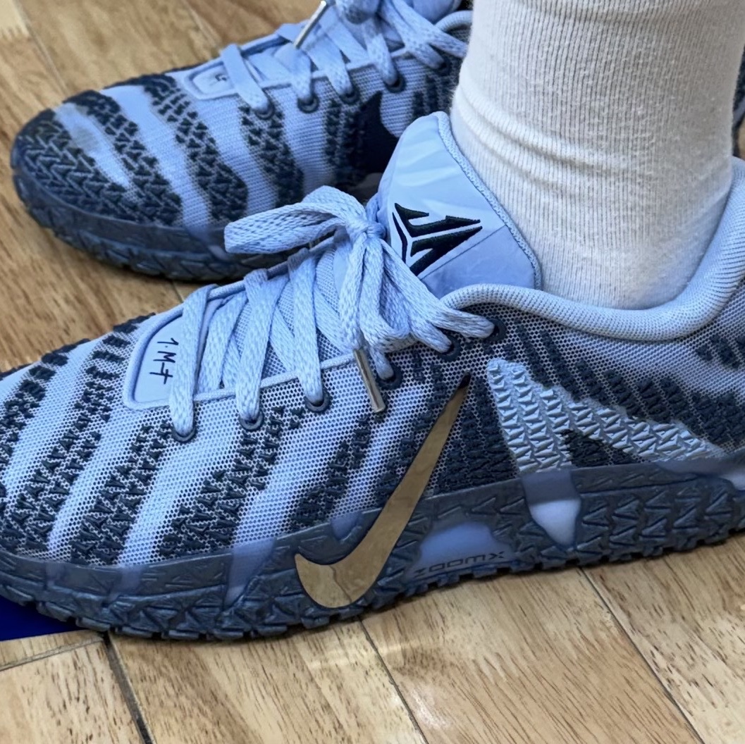 Nike Ja 3 EP Cobalt Bliss Metallic Silver 착용 스타일 - 2