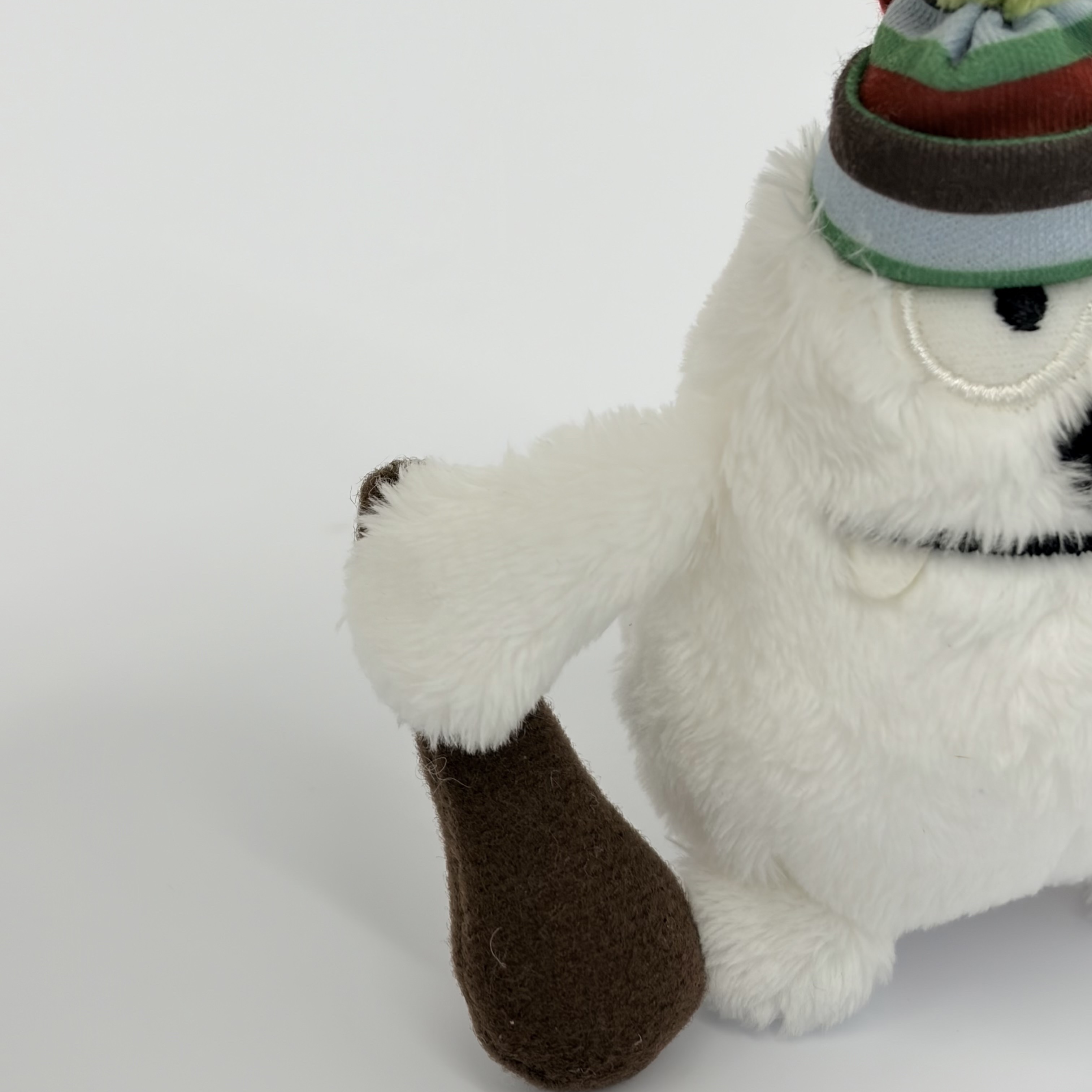 [KREAM 단독] NICI Hathunter 10cm with bobble hat 착용 스타일 - 4