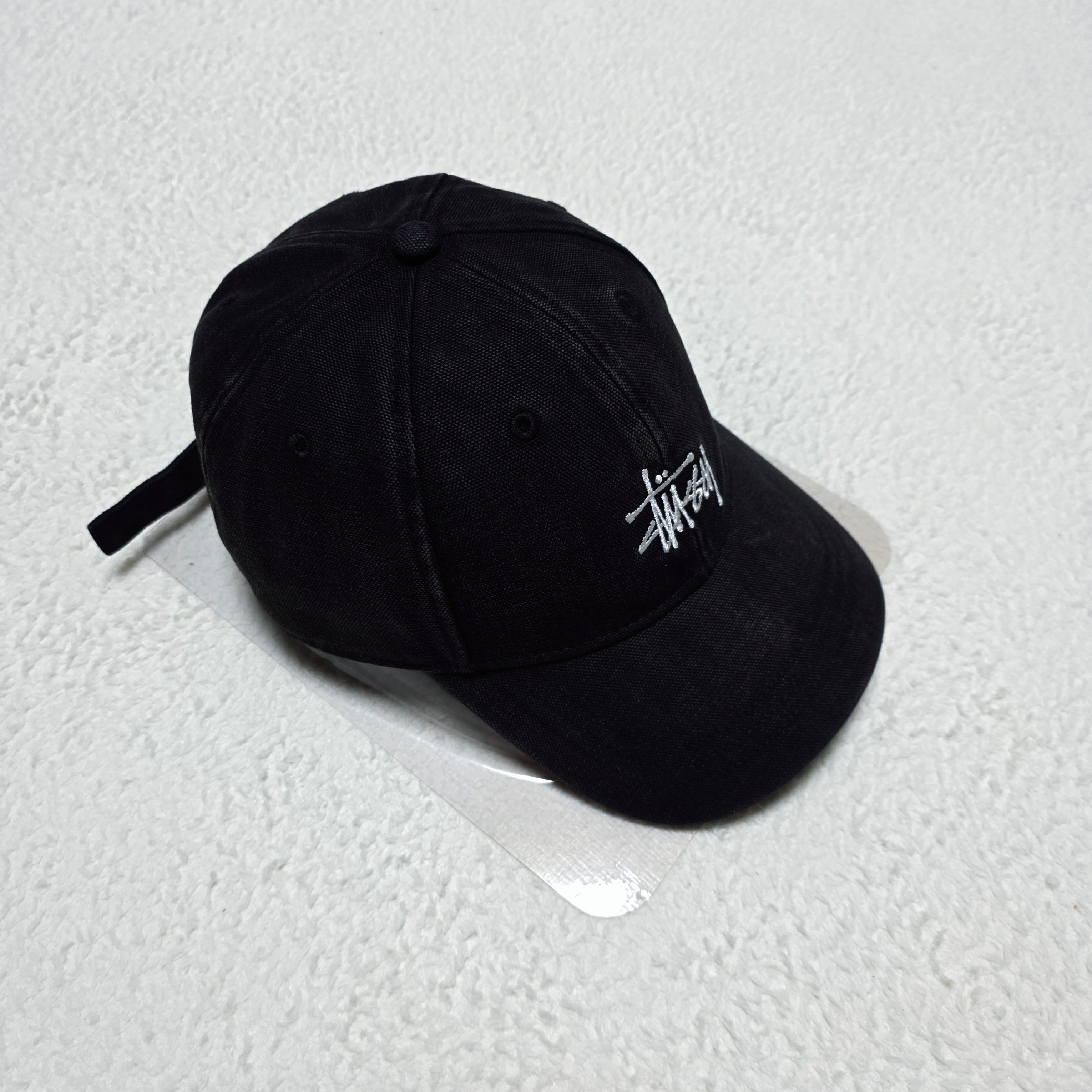 Stussy Stock Low Pro Cap Black 착용 스타일