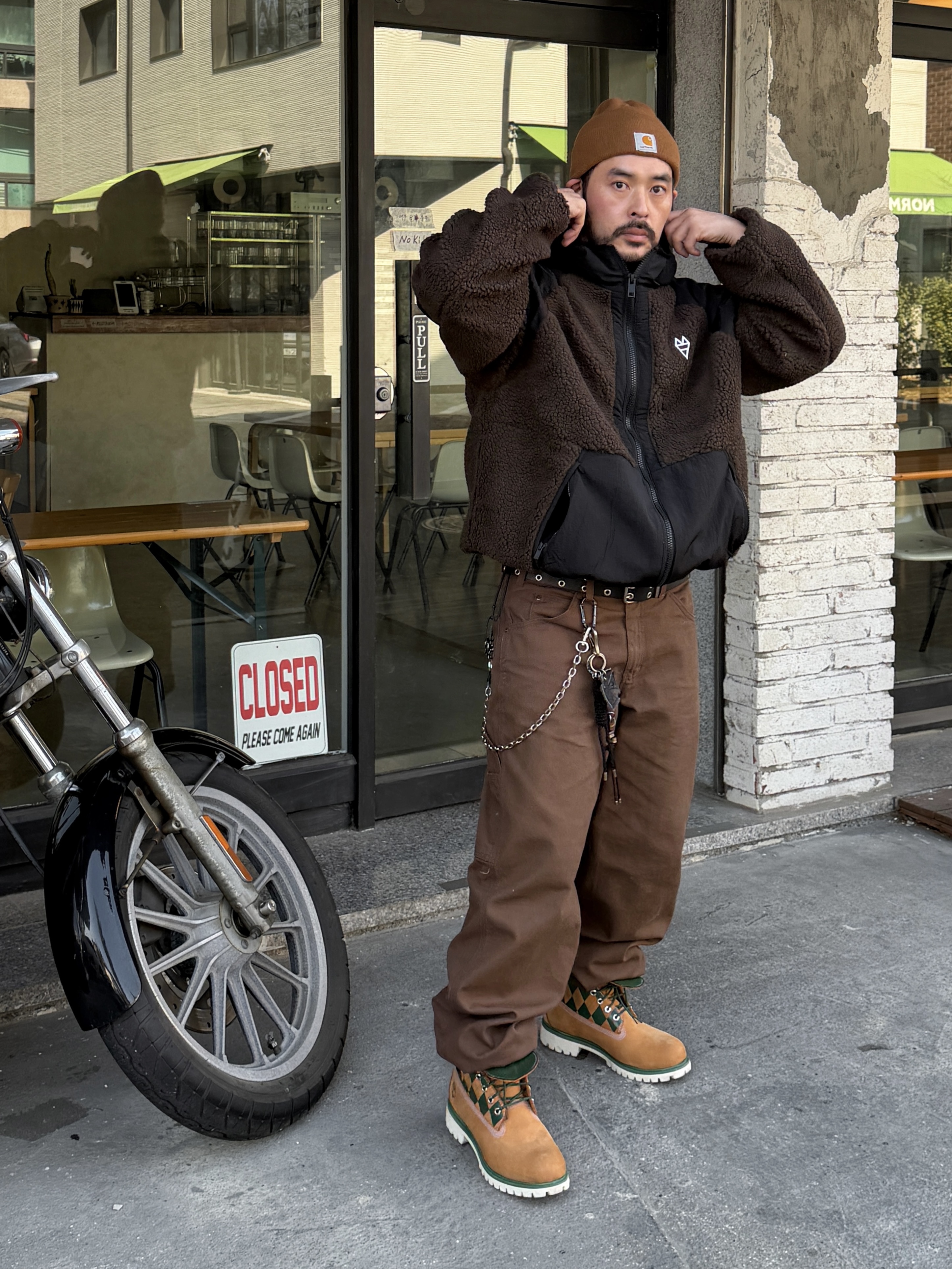 KASINA x Timberland 6 In Premium Vibram GTX Wheat 착용 스타일 - 3