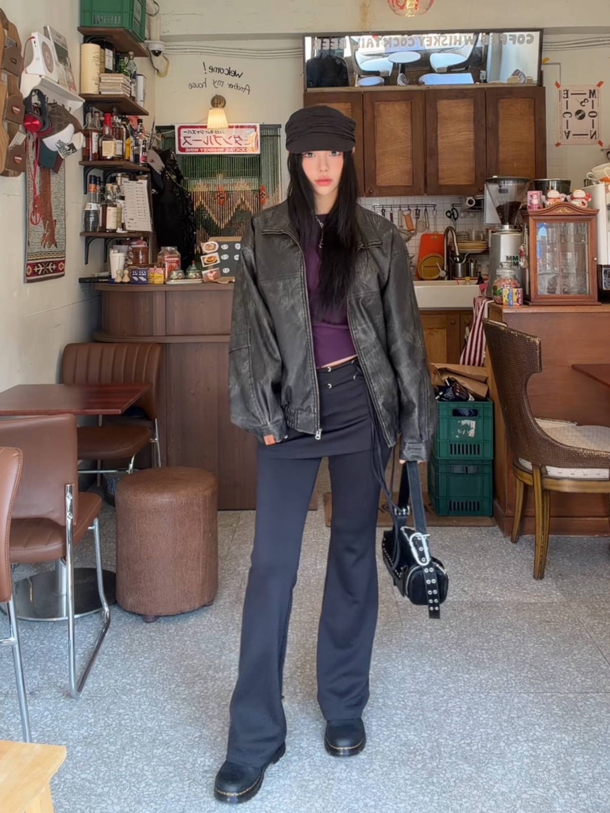 Dr. Martens Reeder Wyoming Leather Utility Shoes Black, COYSEIO Knot Shirring Cap Black 착용 스타일 - 2