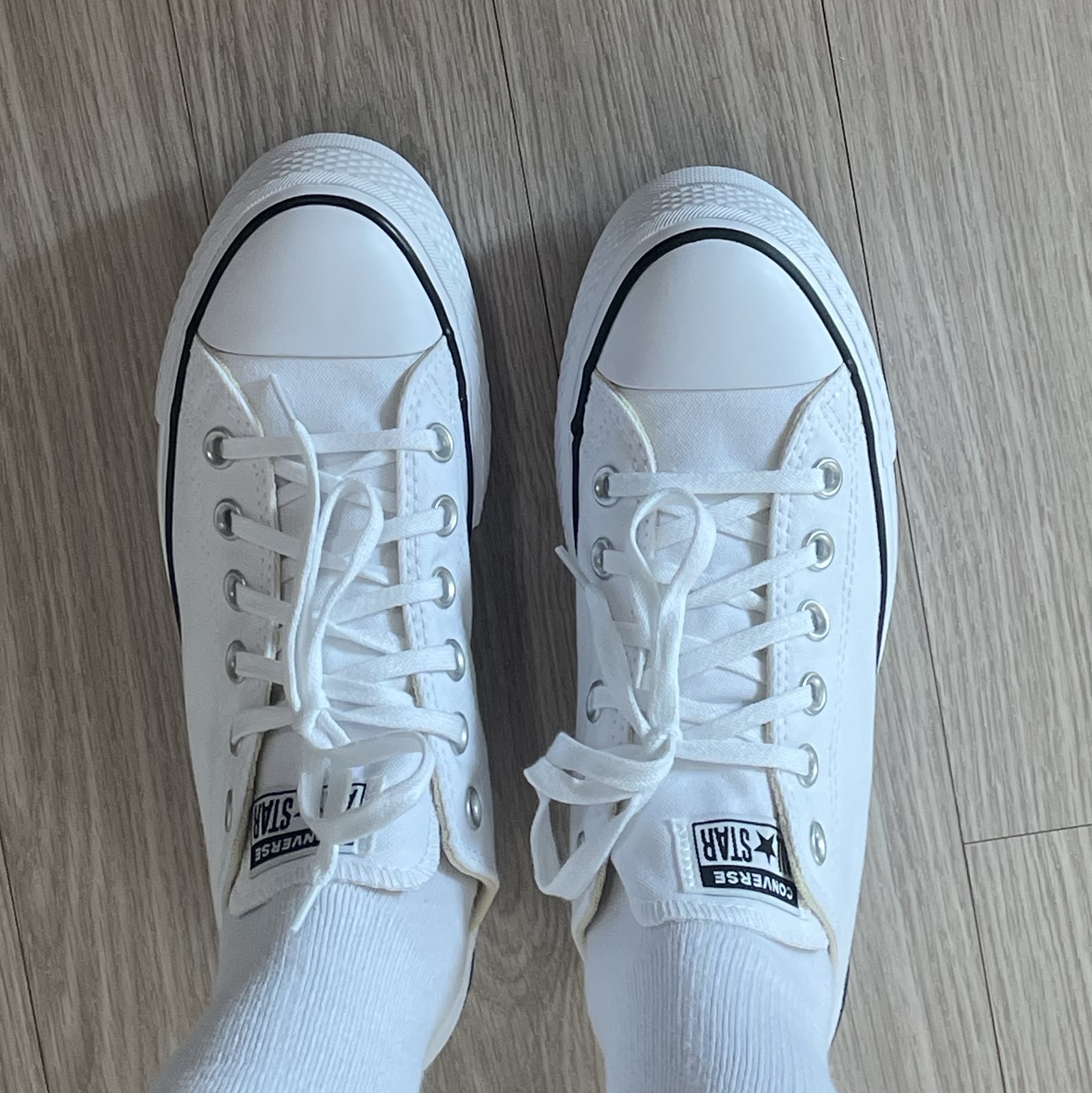 (W) Converse Chuck Taylor All Star Lift Ox White Black 착용 스타일 - 1
