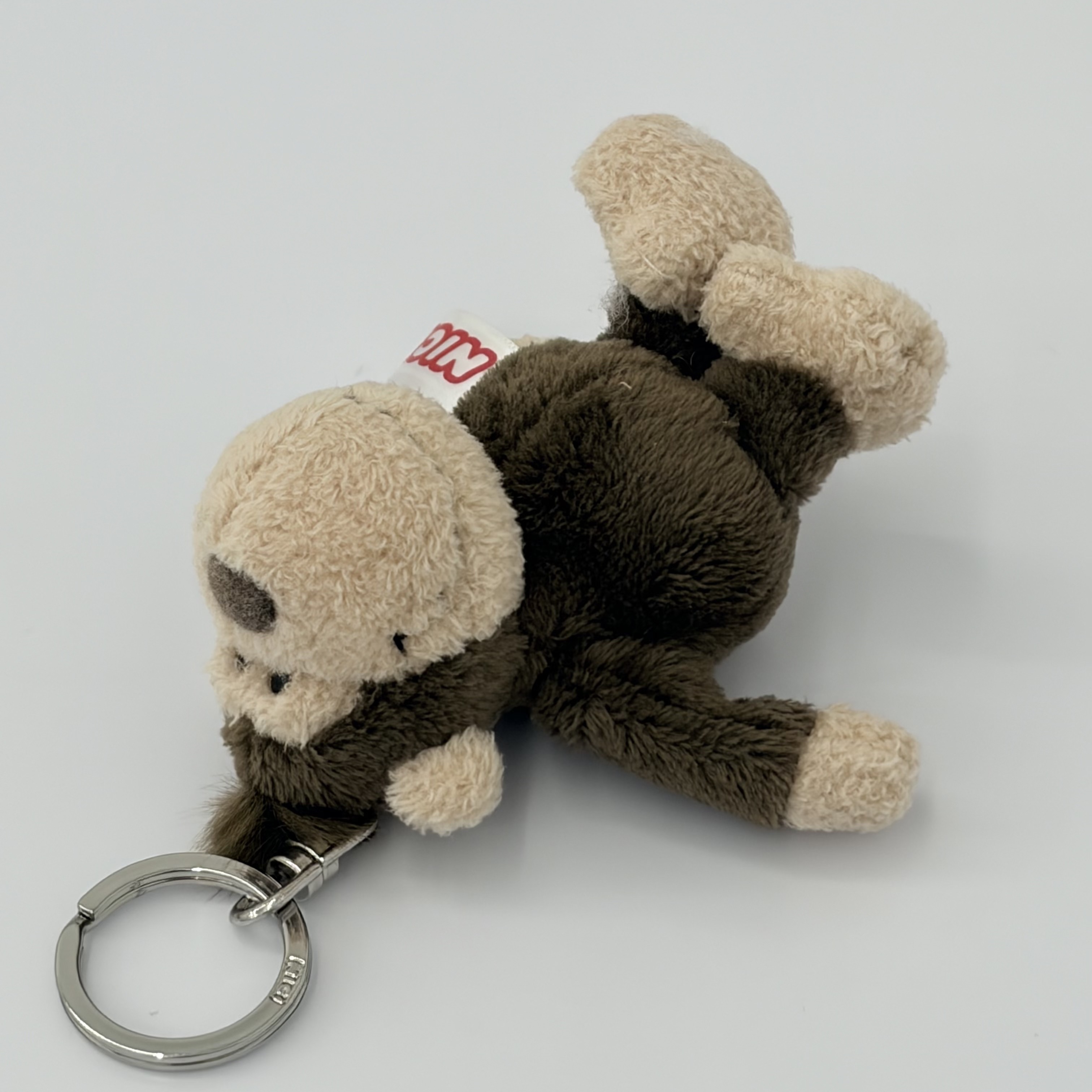 [KREAM 단독] NICI Monkey 10cm Bean Bag Keyring 착용 스타일 - 2