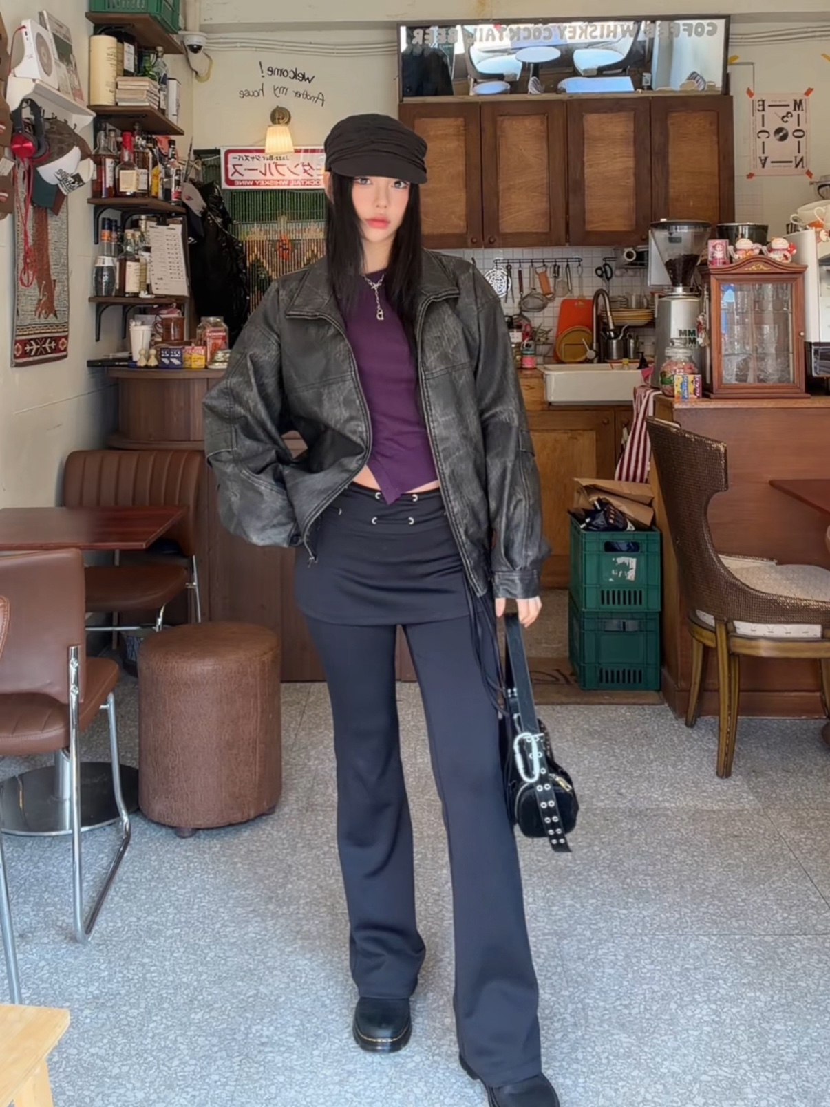 Dr. Martens Reeder Wyoming Leather Utility Shoes Black, COYSEIO Knot Shirring Cap Black 착용 스타일 - 1