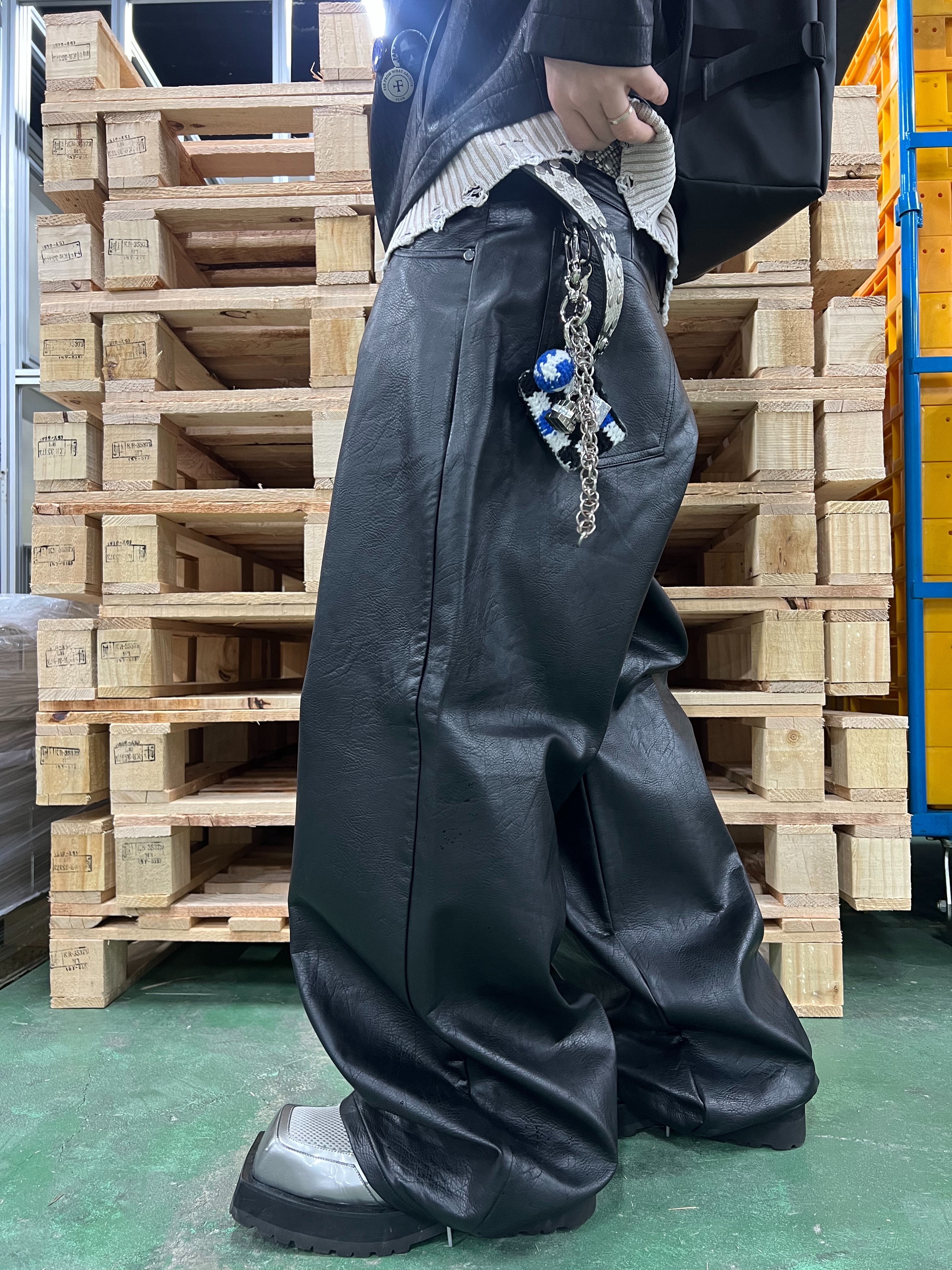 Hono Report Hooded Zip-Up Black 착용 스타일 - 5