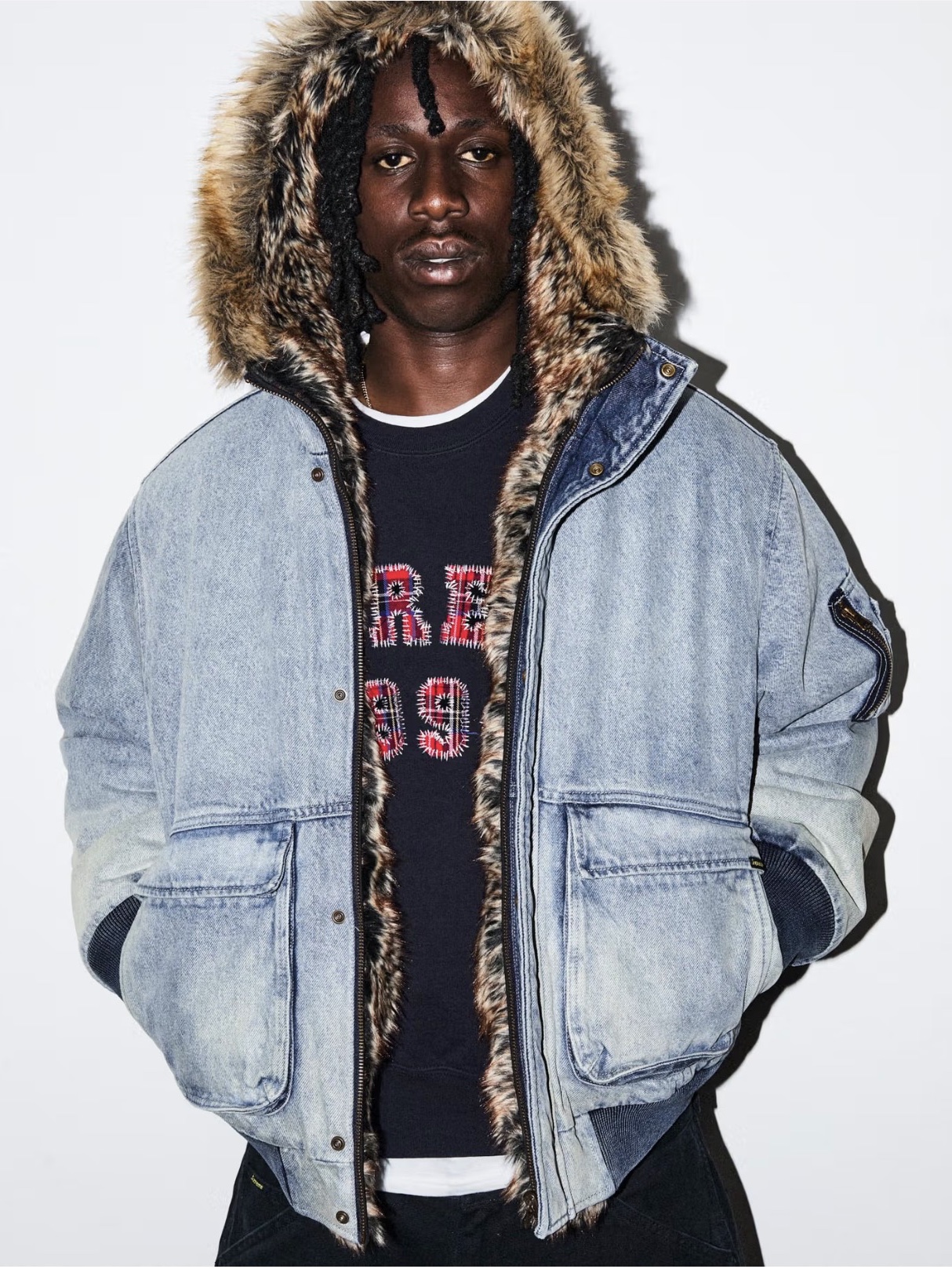 Supreme Reversible Faux Fur Hooded Work Jacket Denim - 26SS 착용 스타일 - 2