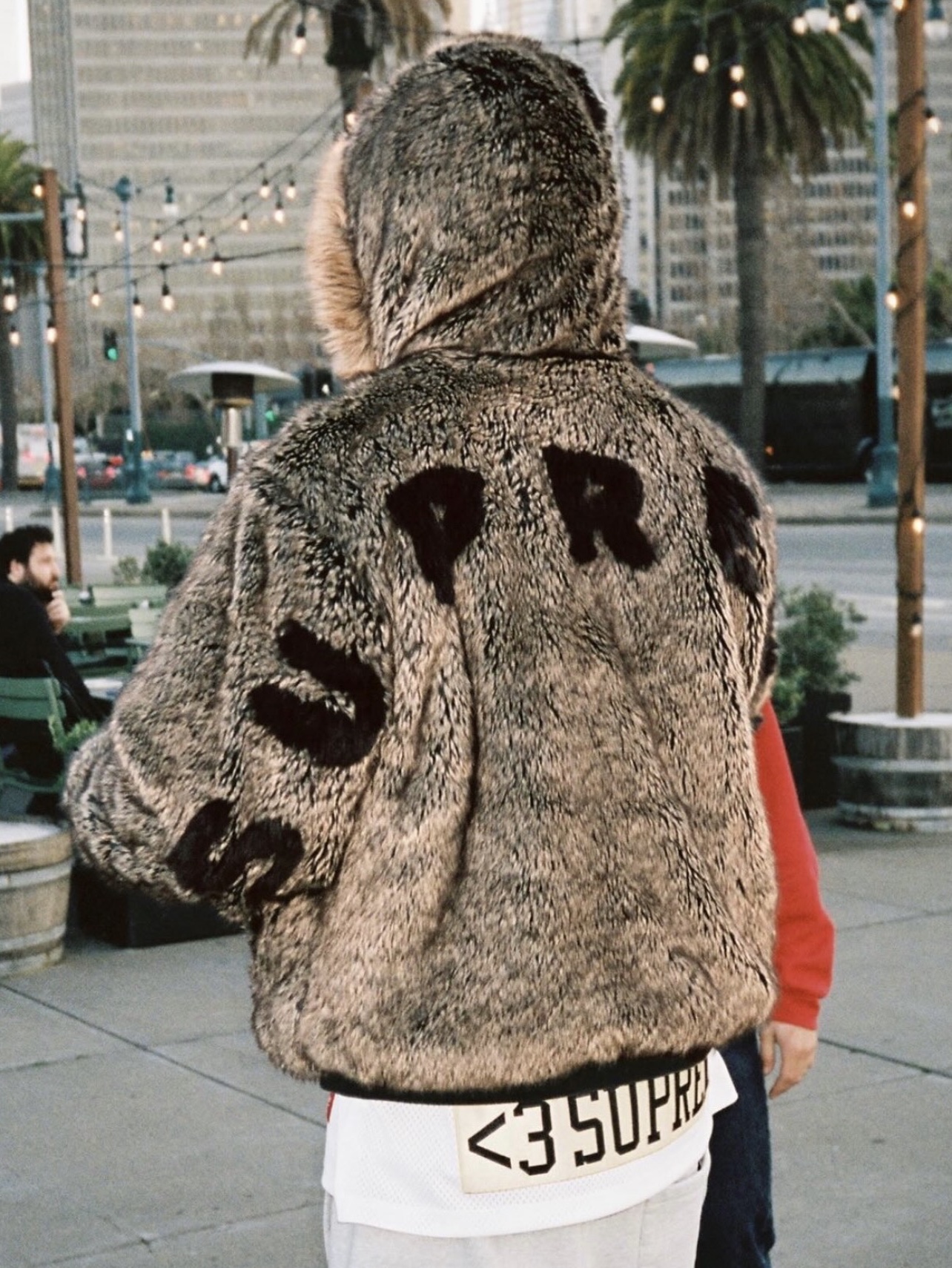 Supreme Reversible Faux Fur Hooded Work Jacket Black - 26SS, Supreme Reversible Faux Fur Hooded Work Jacket Denim - 26SS 착용 스타일 - 1