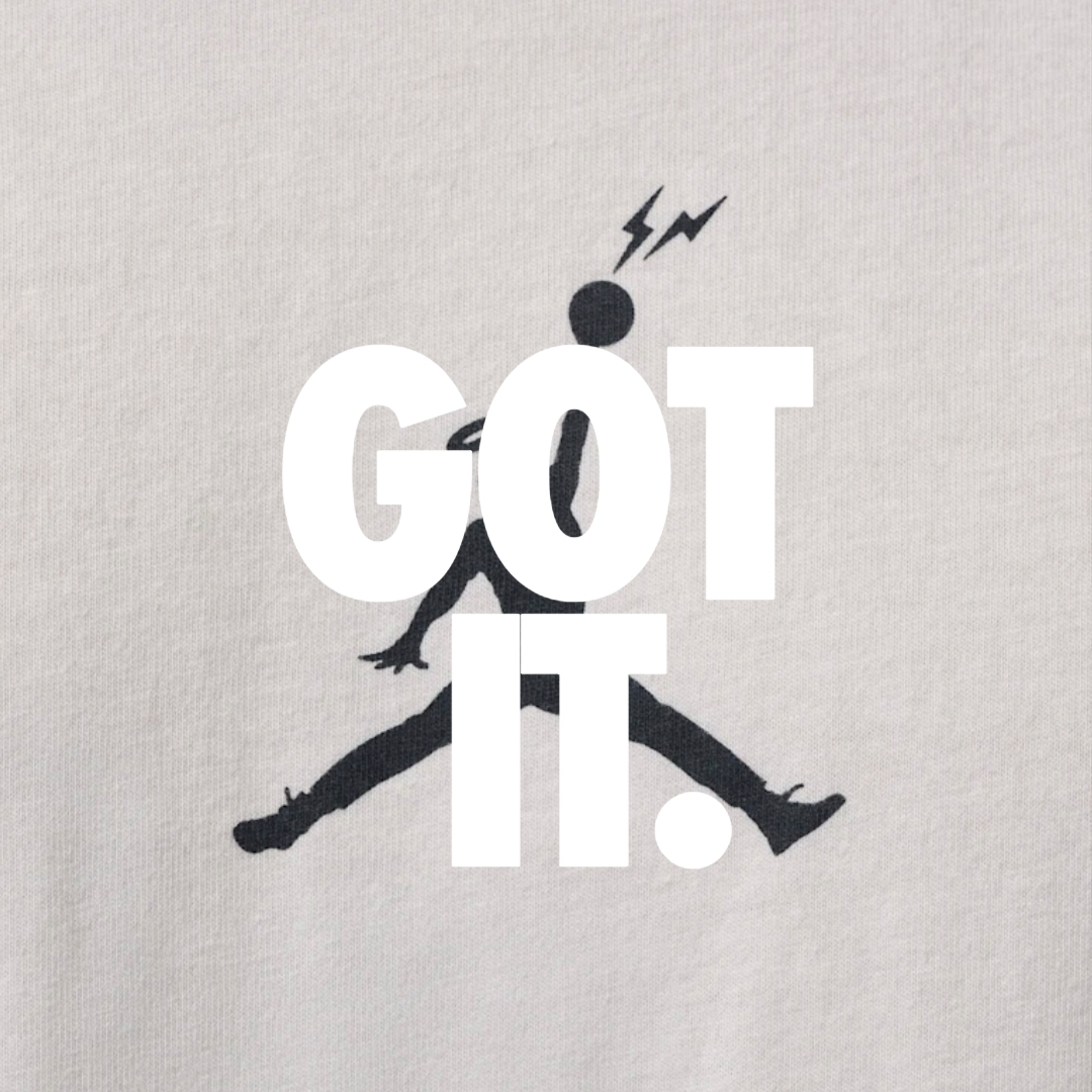 Jordan 1 x Fragment x Union LA Black and Varsity Red, Jordan x Union x Fragment T-Shirt Black Pale Ivory (IM6556-110) 착용 스타일 - 2