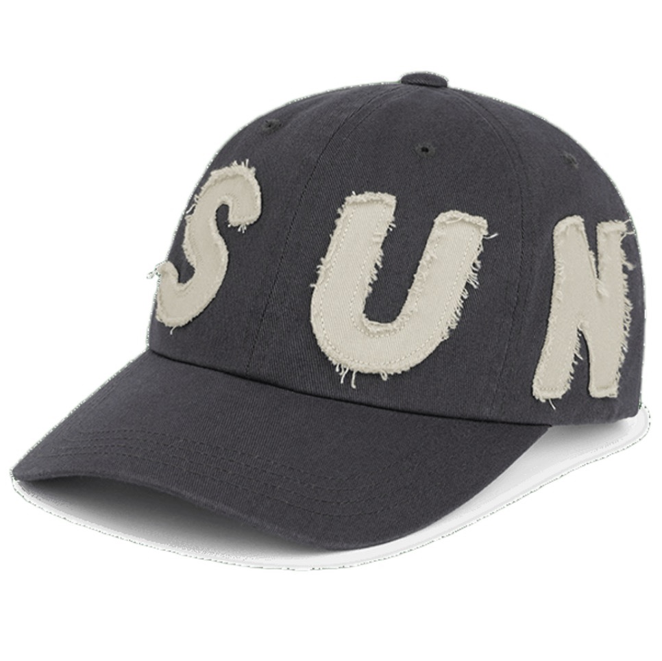 [더블적립] sunlovetour Cut Off Capital Cap Charcoal 착용 스타일 - 2