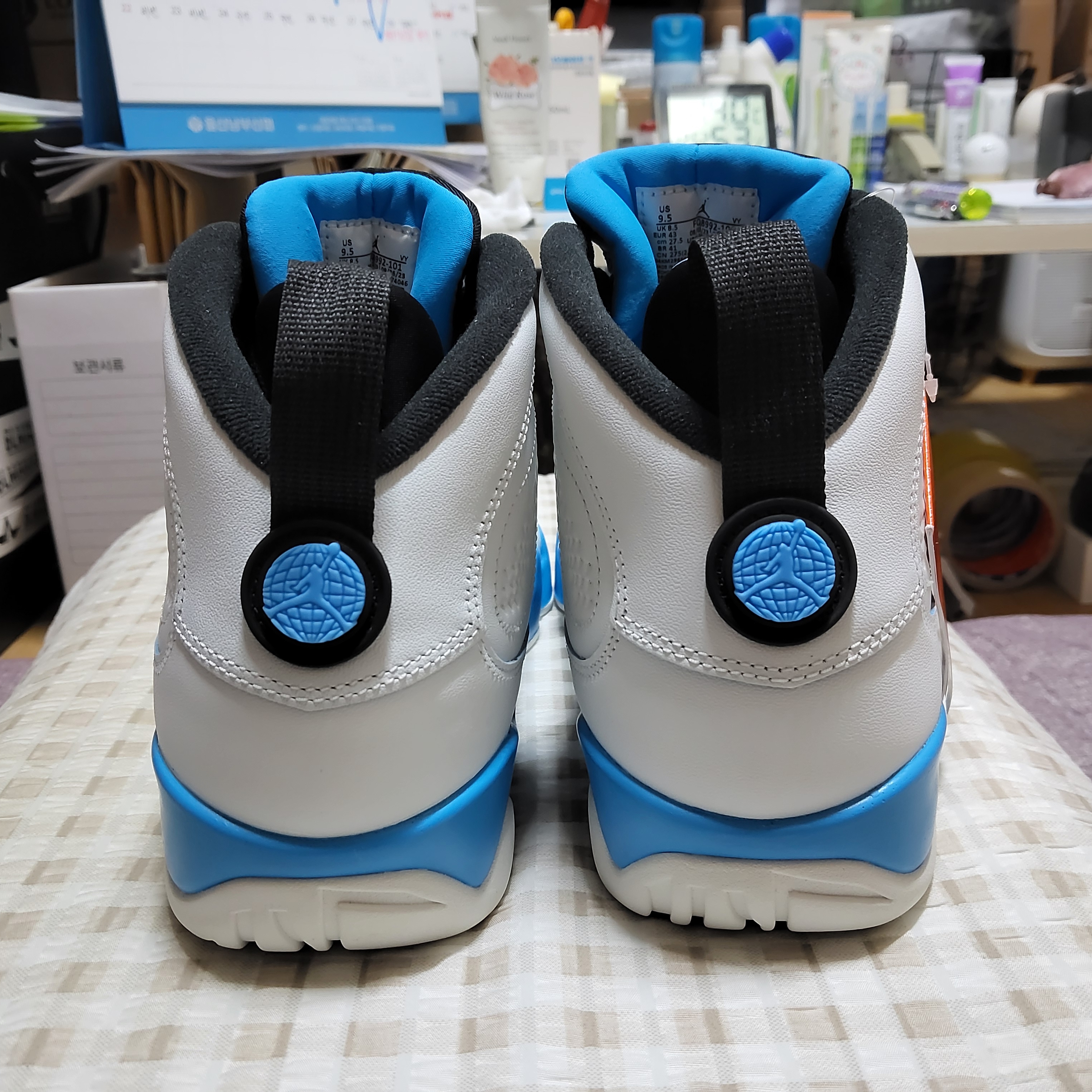 Jordan 9 Retro Powder Blue 착용 스타일 - 7