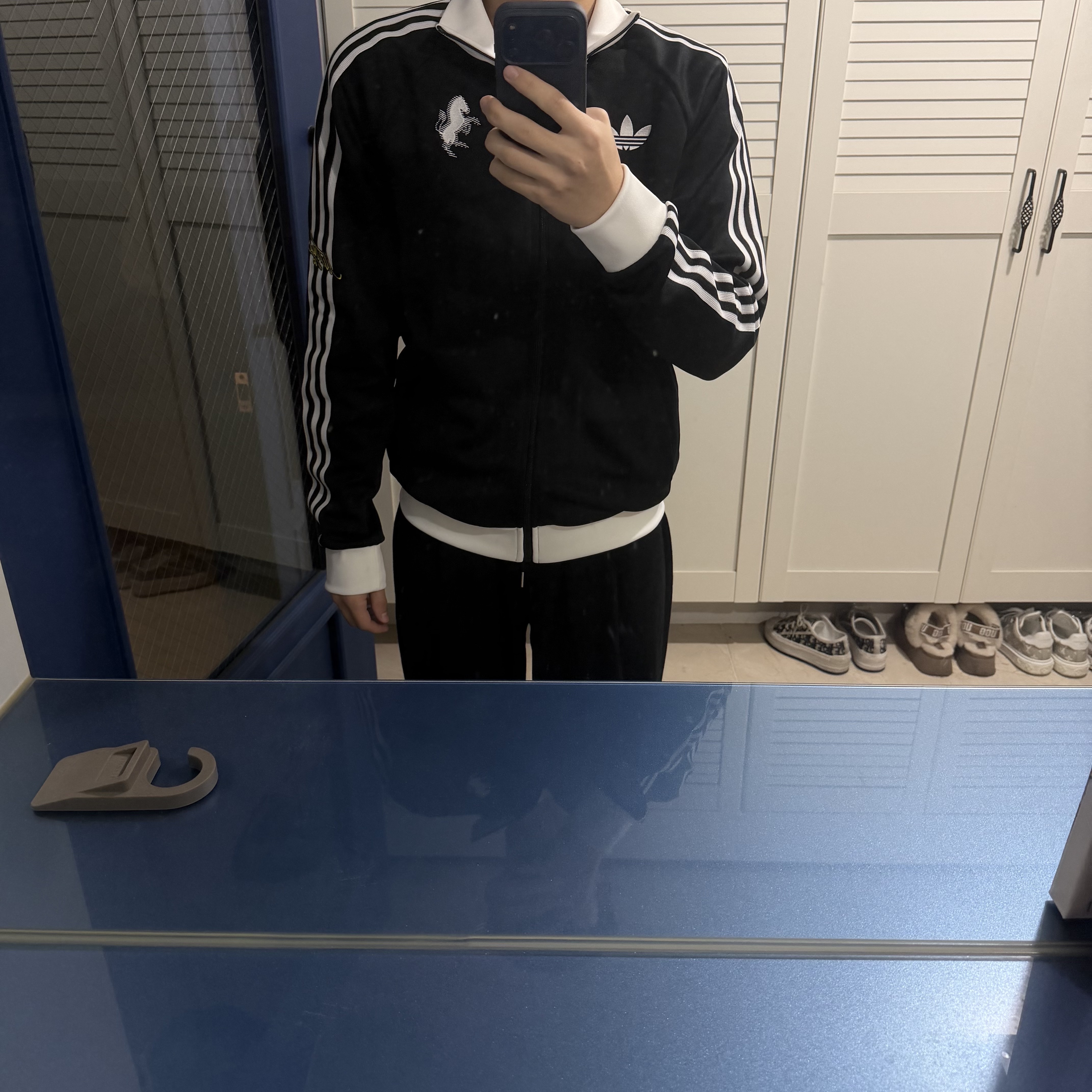 Adidas Originals Juventus FC Track Jacket Black - KR Sizing (Non Marking Ver.) 착용 스타일