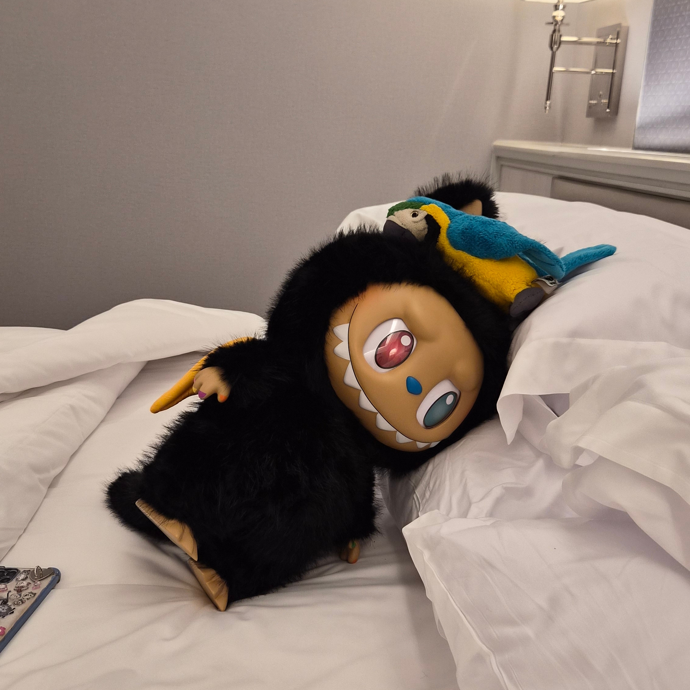 Pop Mart The Monsters 10th Anniversary Series Zimomo Vinyl Plush Doll 착용 스타일 - 2