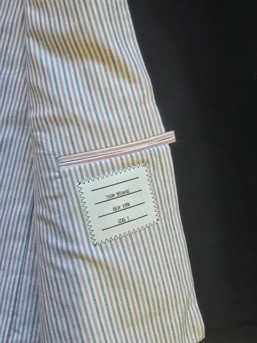Thom Browne 4-Bar Double Breasted Jacket Navy 착용 스타일 - 3