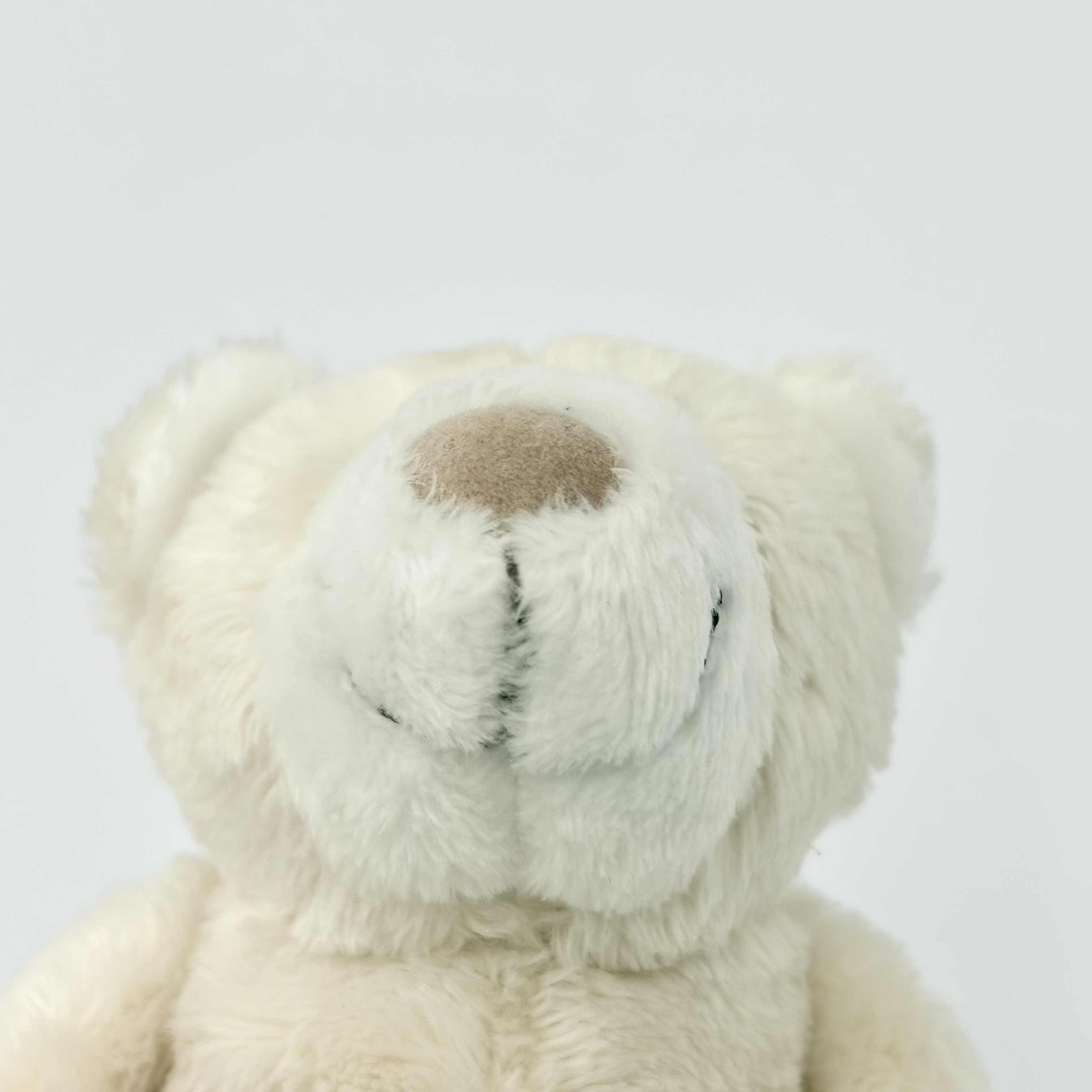 [KREAM 단독] NICI Love bear cream 10cm bb 착용 스타일 - 1