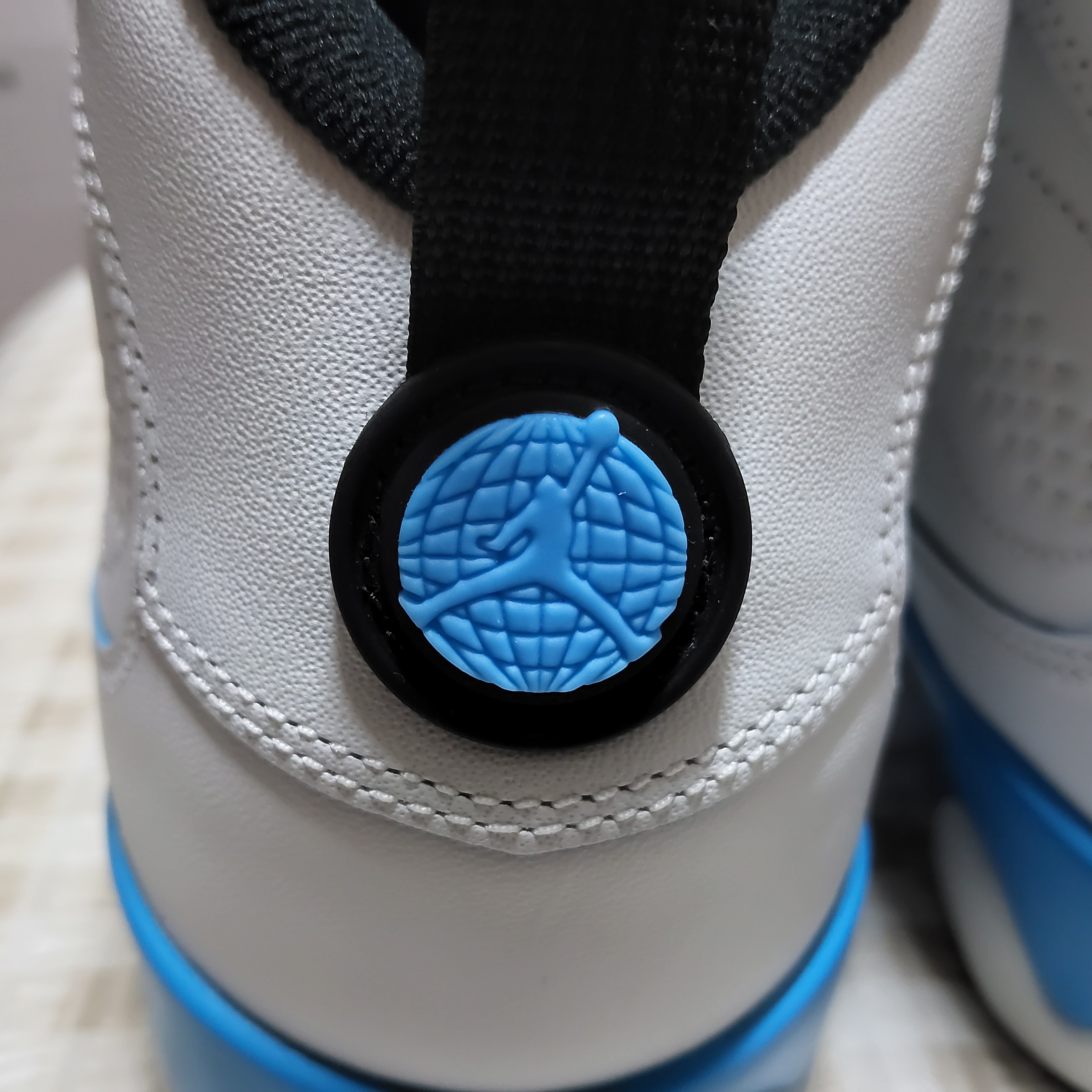 Jordan 9 Retro Powder Blue 착용 스타일 - 6