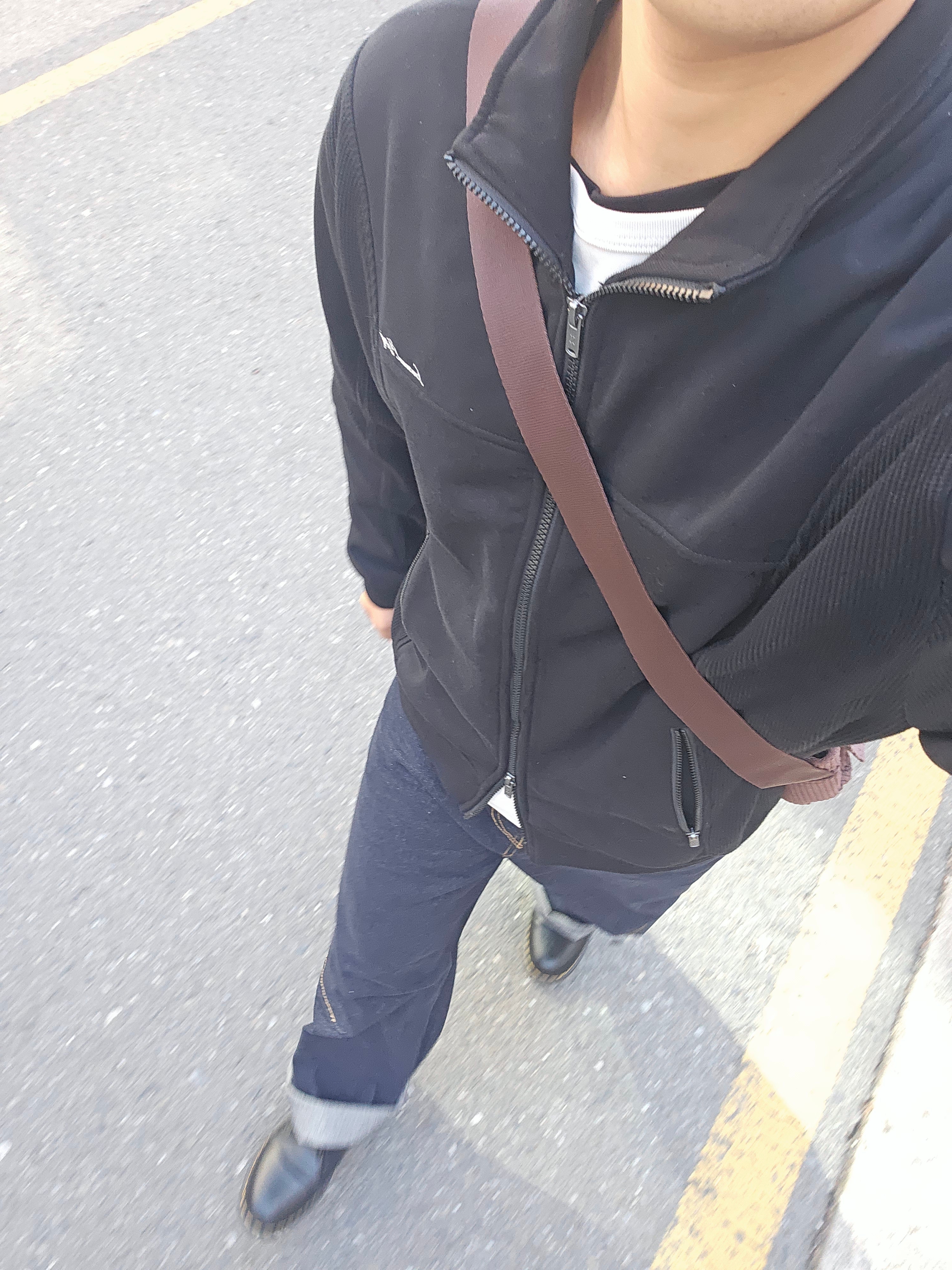 Adidas NEXT+ Corduroy Messenger Bag Shadow Brown, NOMANUAL NM Waffle Blended Jersey Black 착용 스타일 - 2