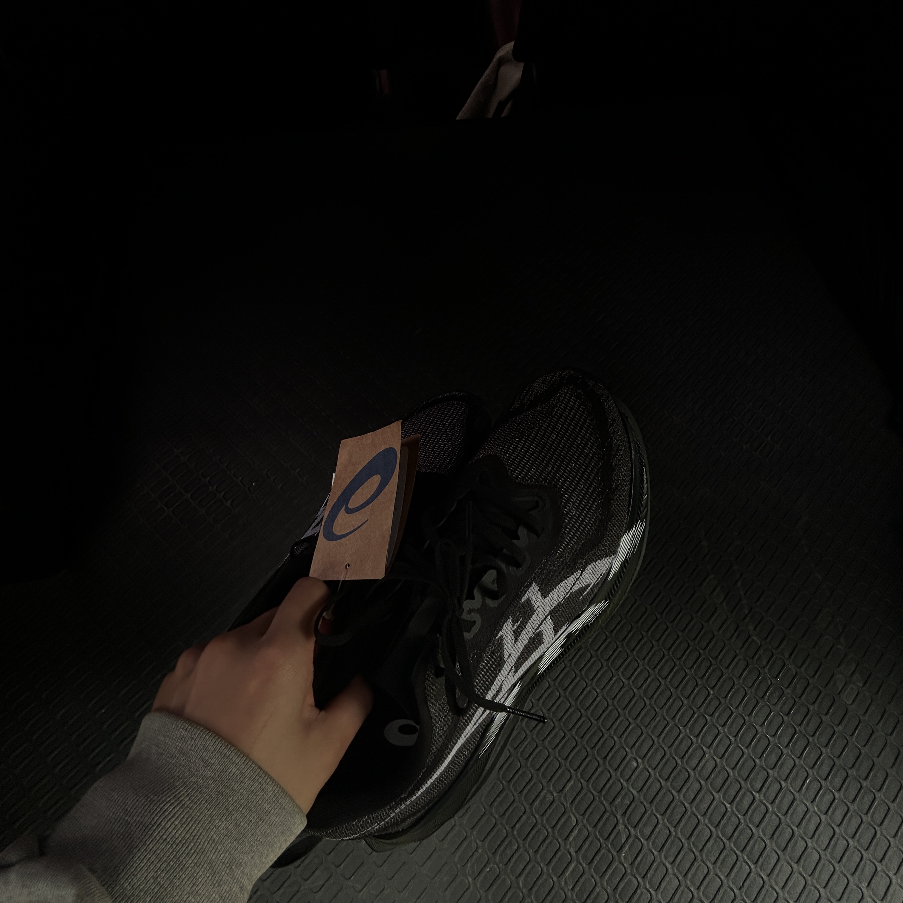 Asics Superblast 2 Black White 착용 스타일