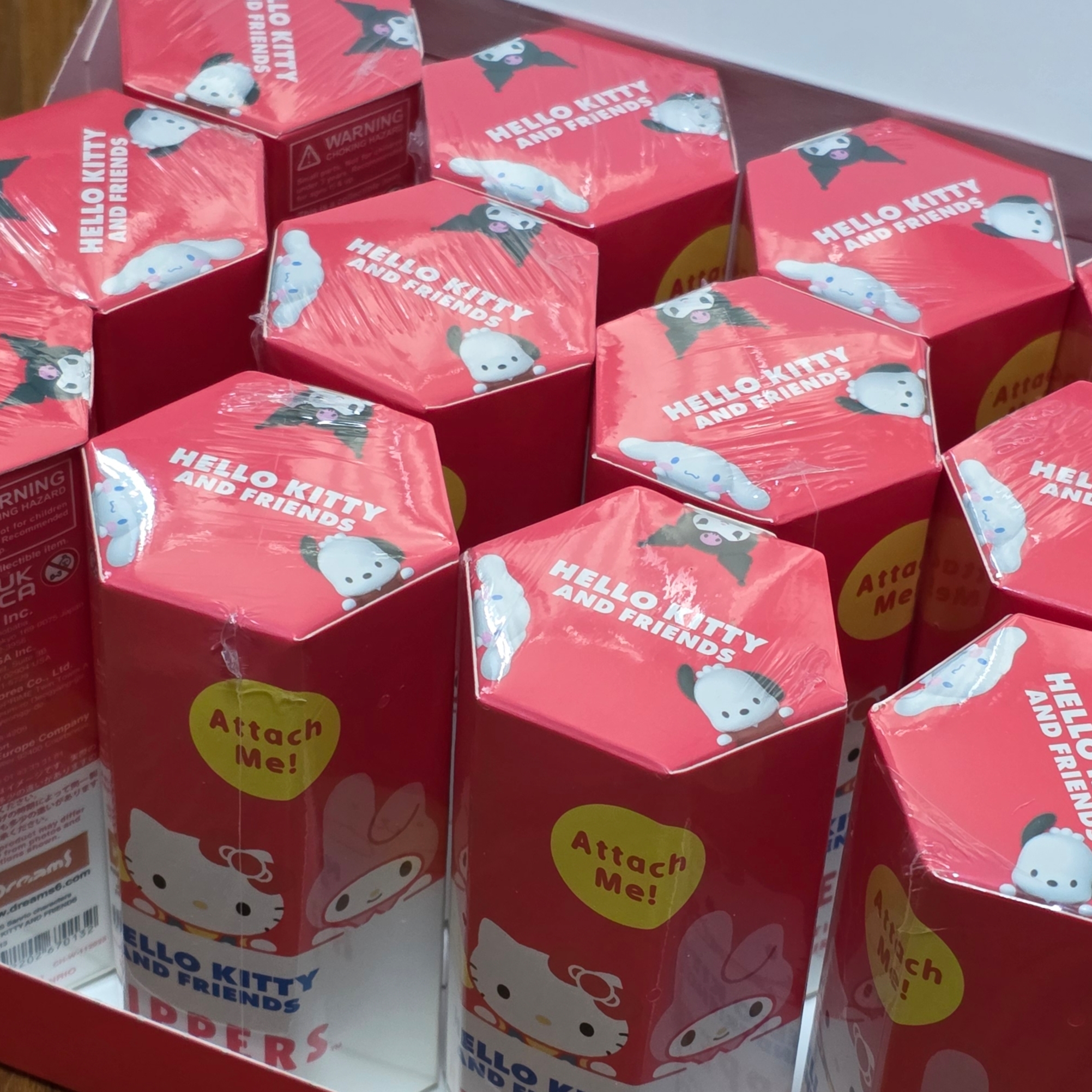 Sonny Angel x Sanrio Hello Kitty Hippers Sealed Case (12 Blind Boxes) 착용 스타일