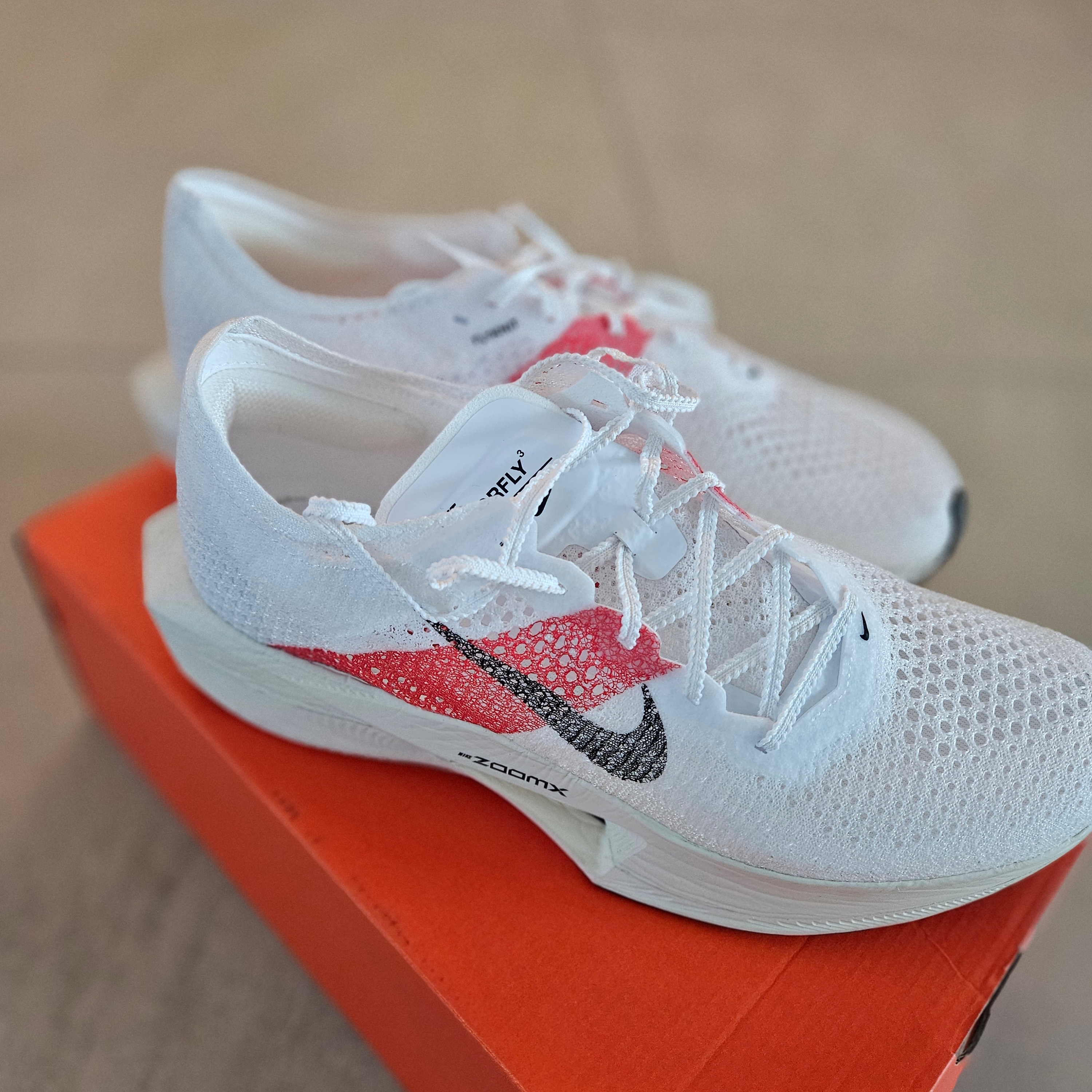 Nike ZoomX Vaporfly Next% 3 Eliud Kipchoge 착용 스타일 - 3