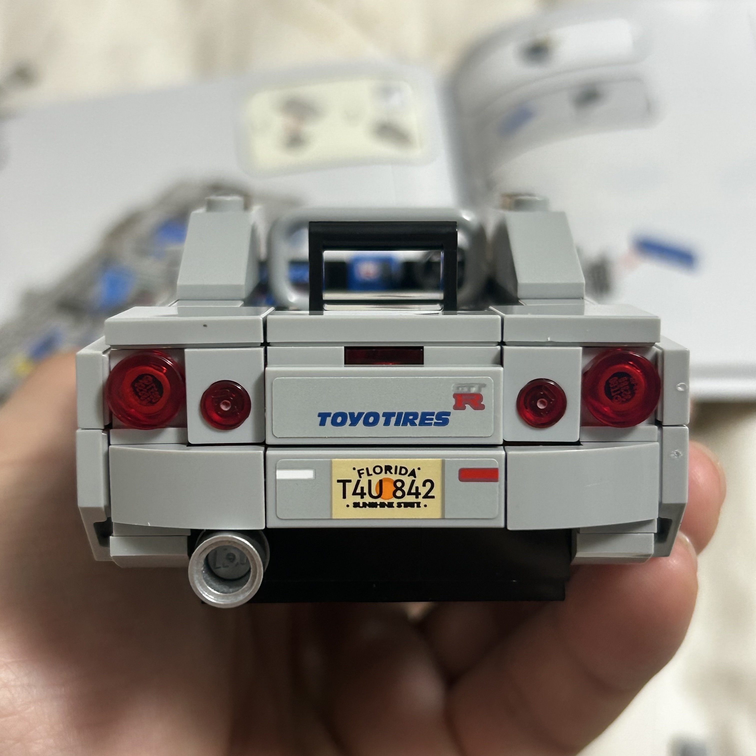 Lego 2 Fast 2 Furious Nissan Skyline GT-R (R34) 착용 스타일 - 1