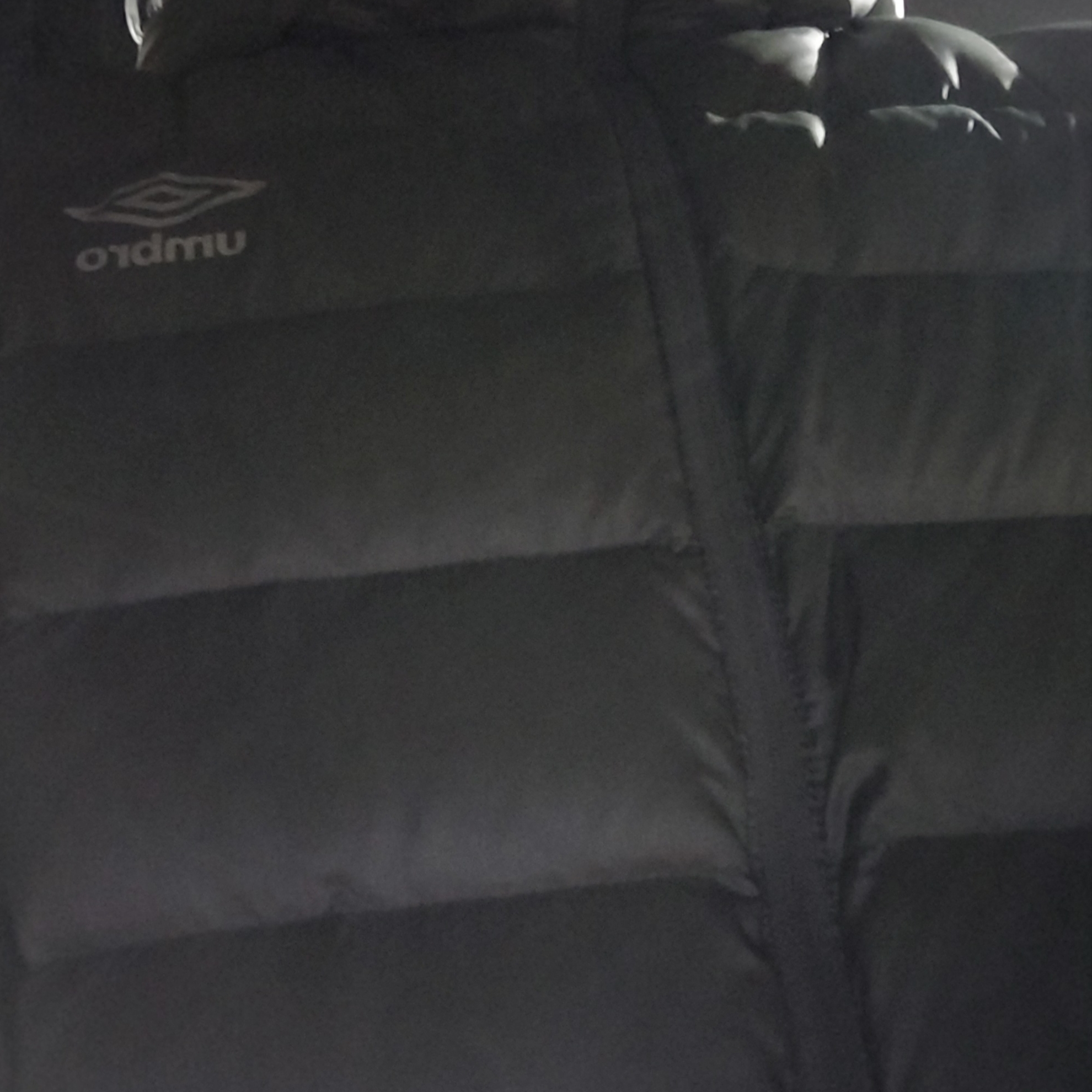 Umbro Featherflex Light Weight Hooded Down Jacket Grey Khaki 착용 스타일