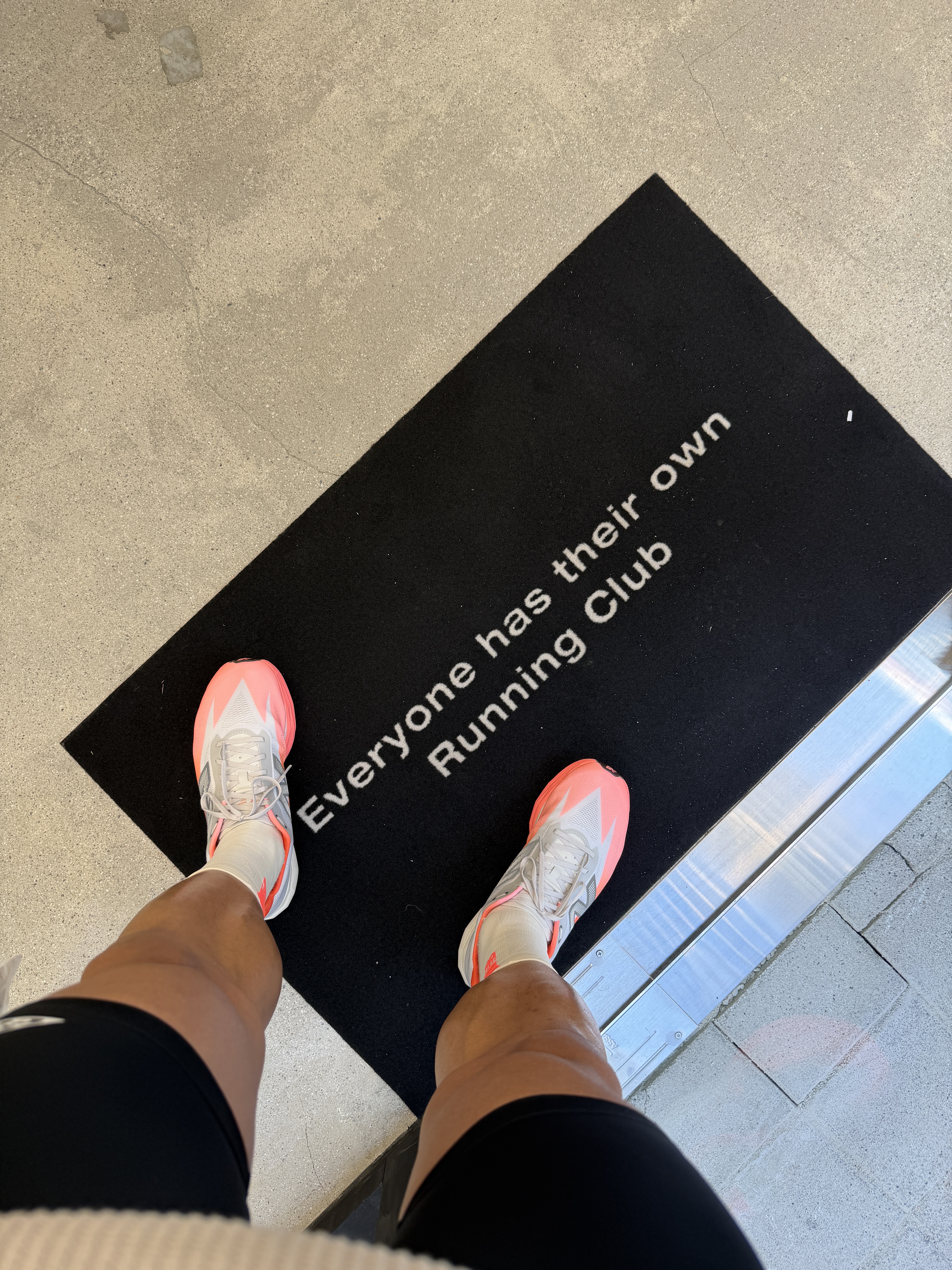 Nike ACG Lava Loops Dri-Fit ADV Half Trail Running Tights Black Summit White - Asia, New Balance TCS NYC Marathon FuelCell SC Elite v5 Grapefruit Grey Matter - D Standard 착용 스타일