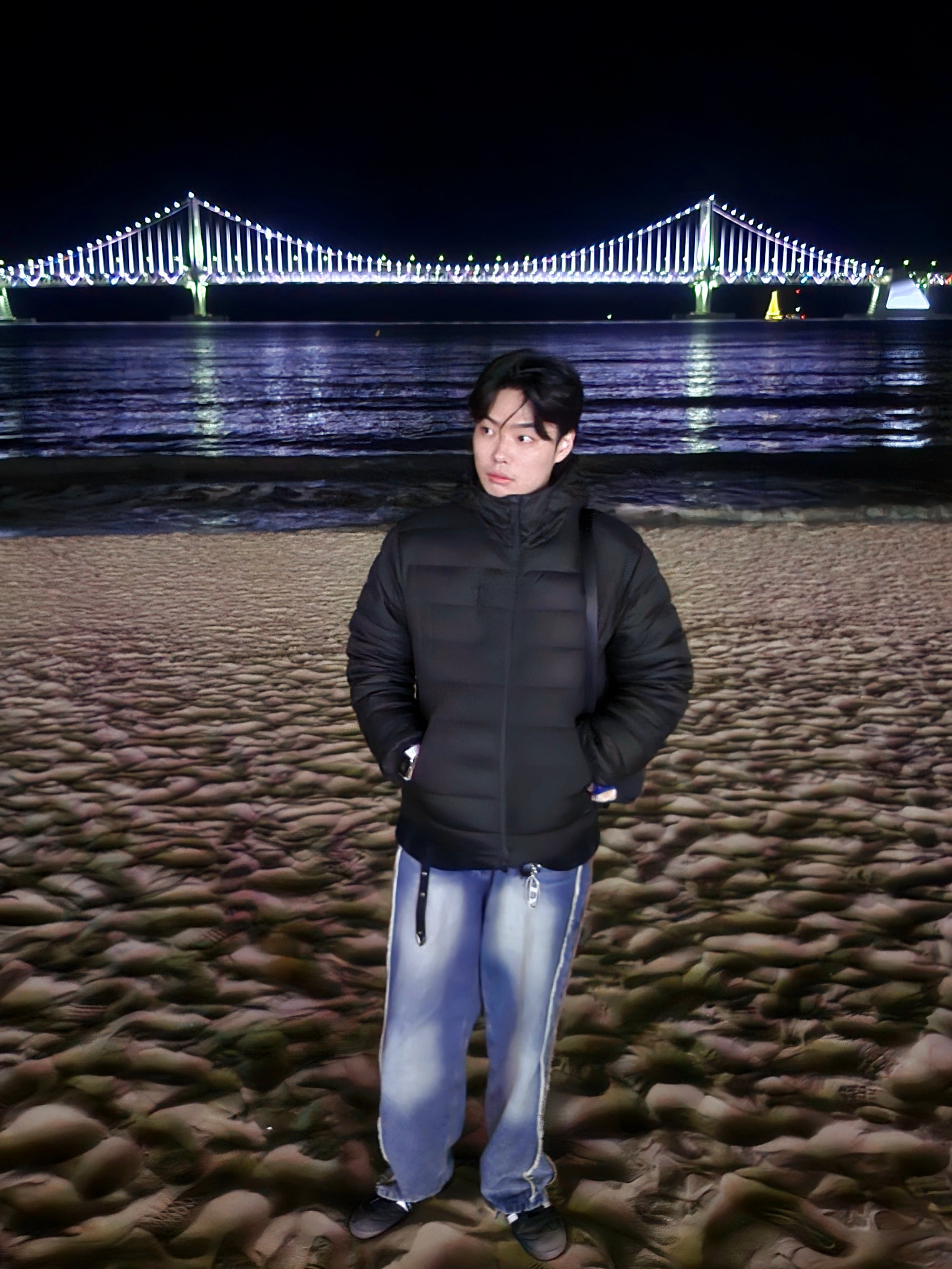 Musinsa Standard City Leisure Hooded Light Down Jacket Black, Arc'teryx Squamish Hoody Black 착용 스타일 - 2