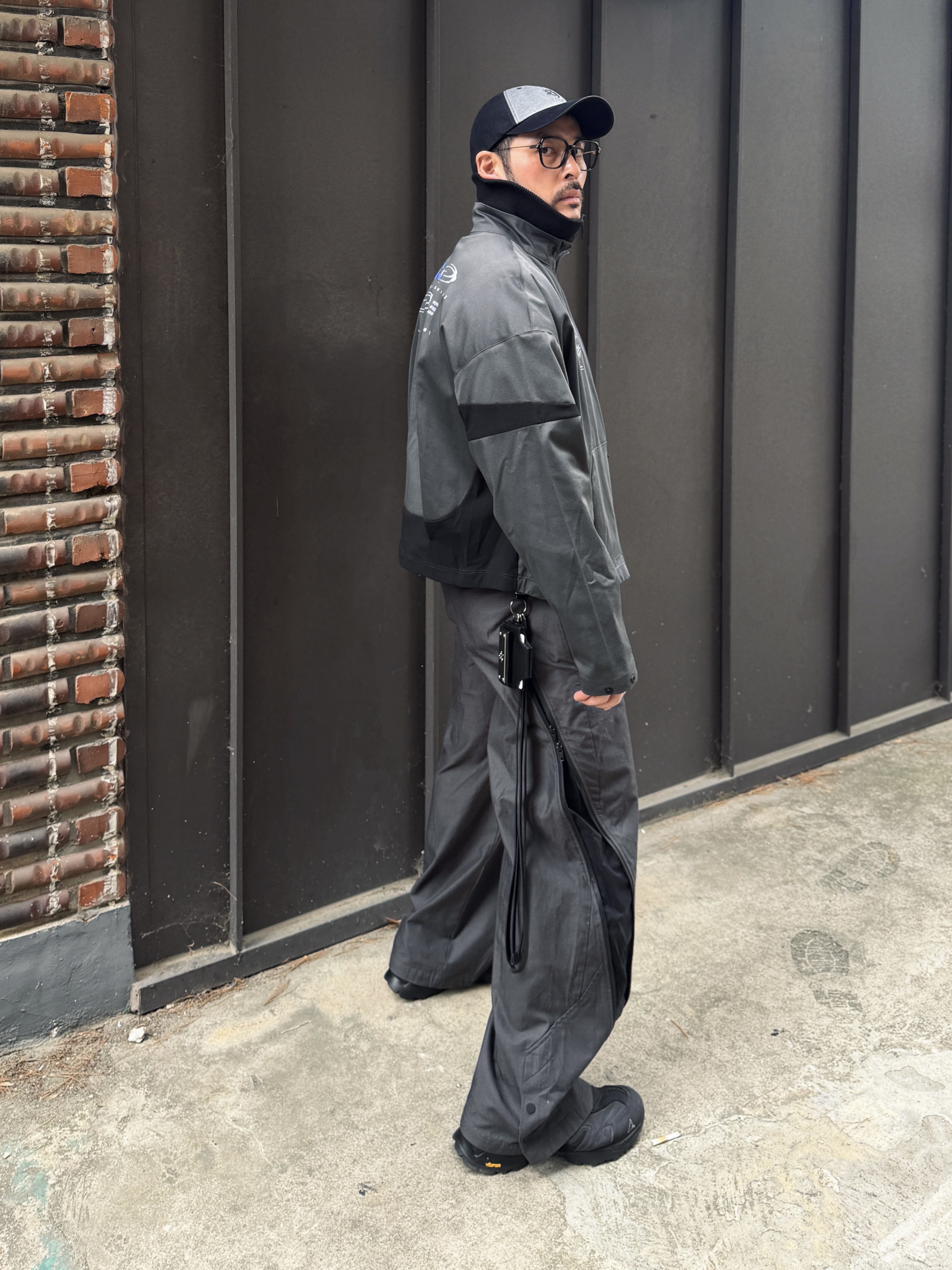 Roa Hiking Minaar Black 착용 스타일 - 1