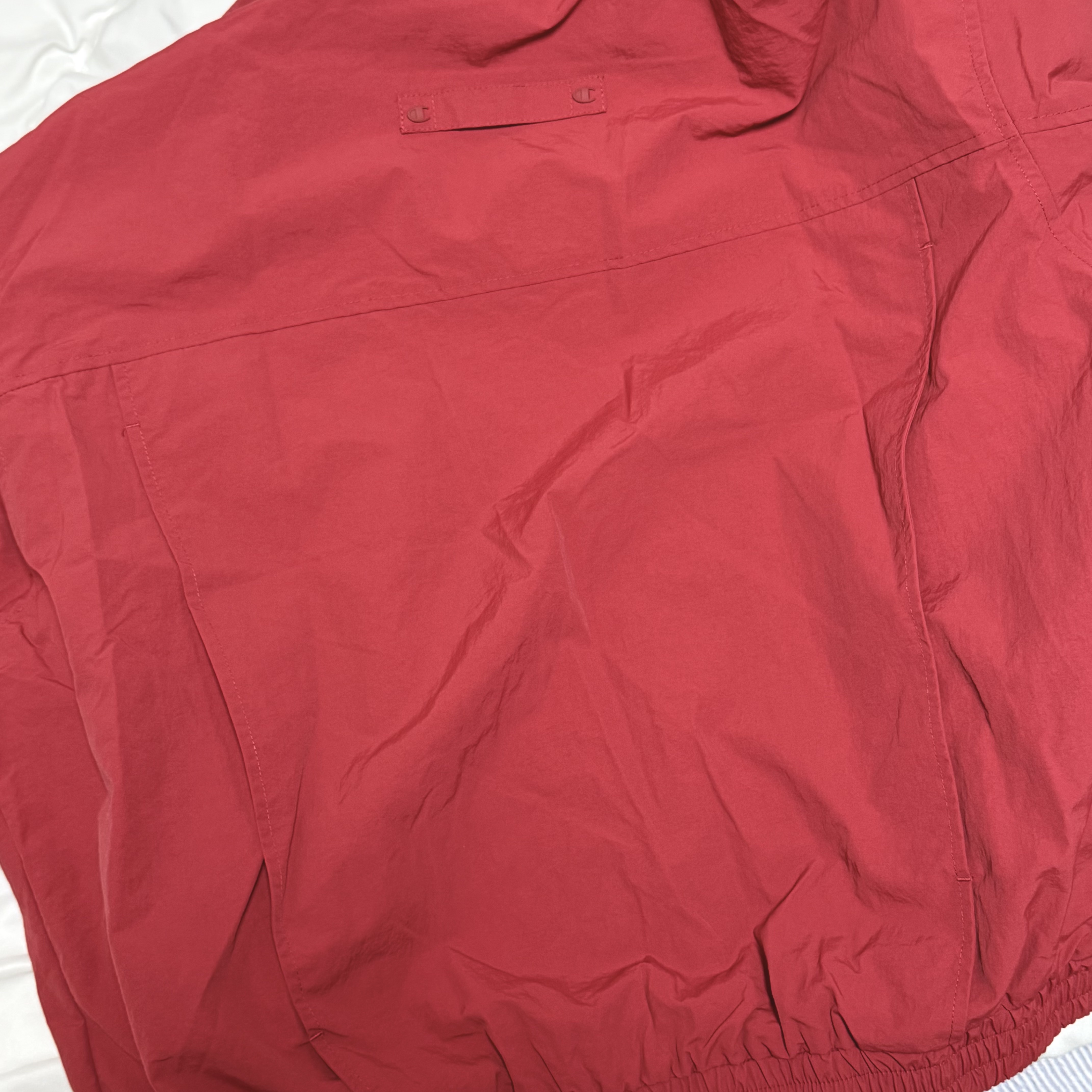 Zara x Champion Technical Patch Jacket Red 착용 스타일 - 3