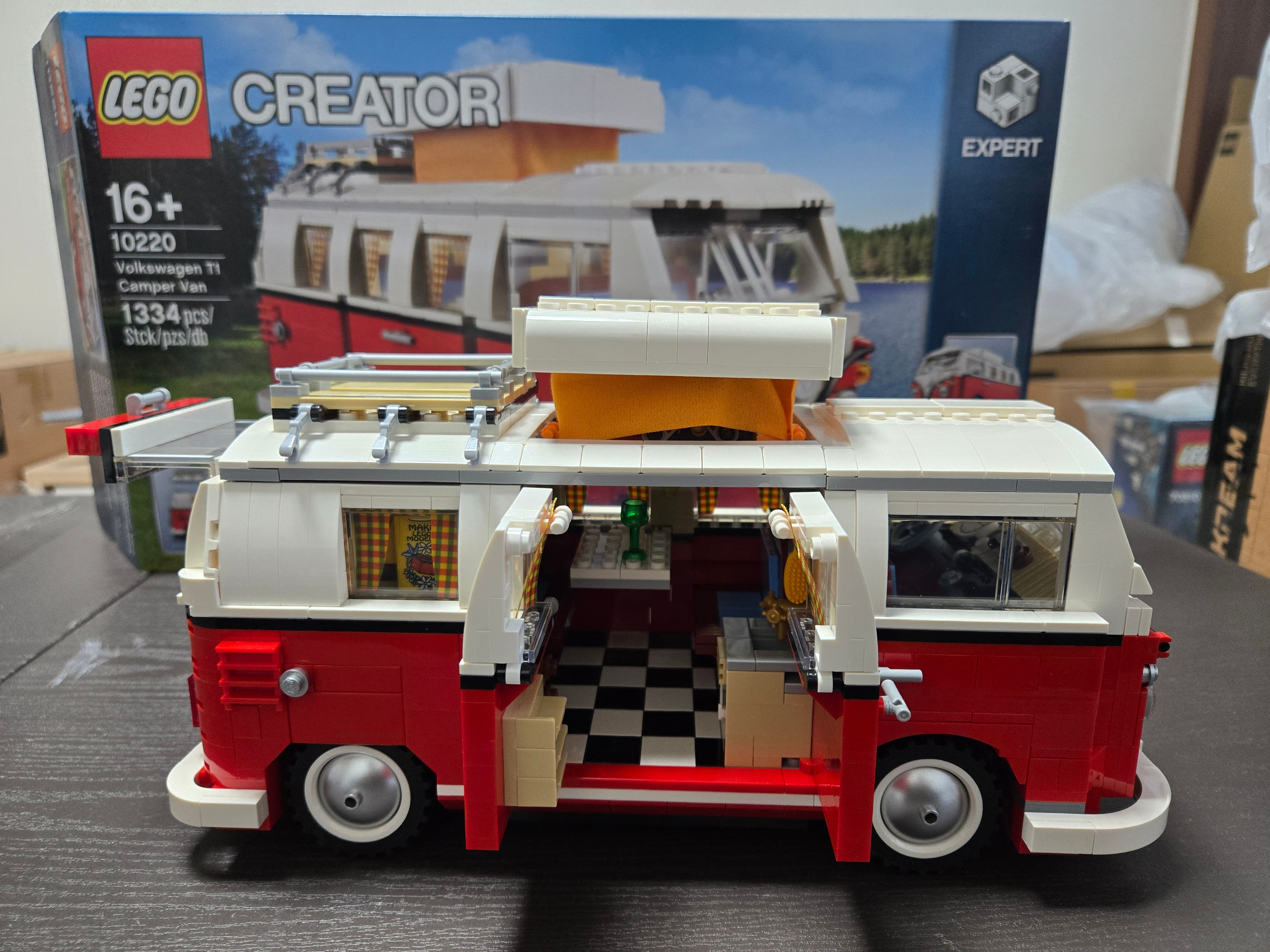 Lego Volkswagen T1 Camper Van 착용 스타일 - 2