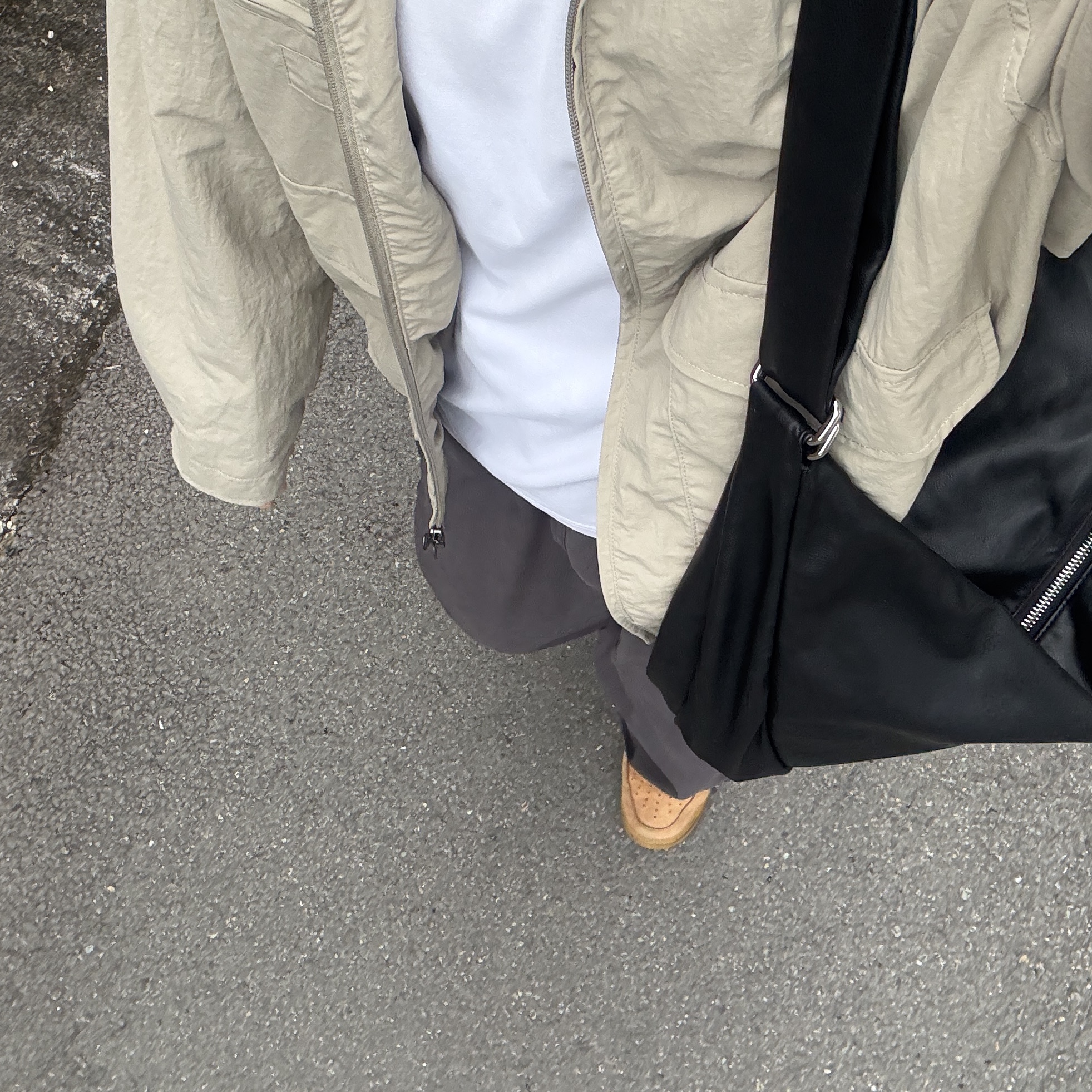 [더블적립] sunlovetour Herringbone Right Chino Navy, Nike Air Force 1 '07 WB Flax 착용 스타일