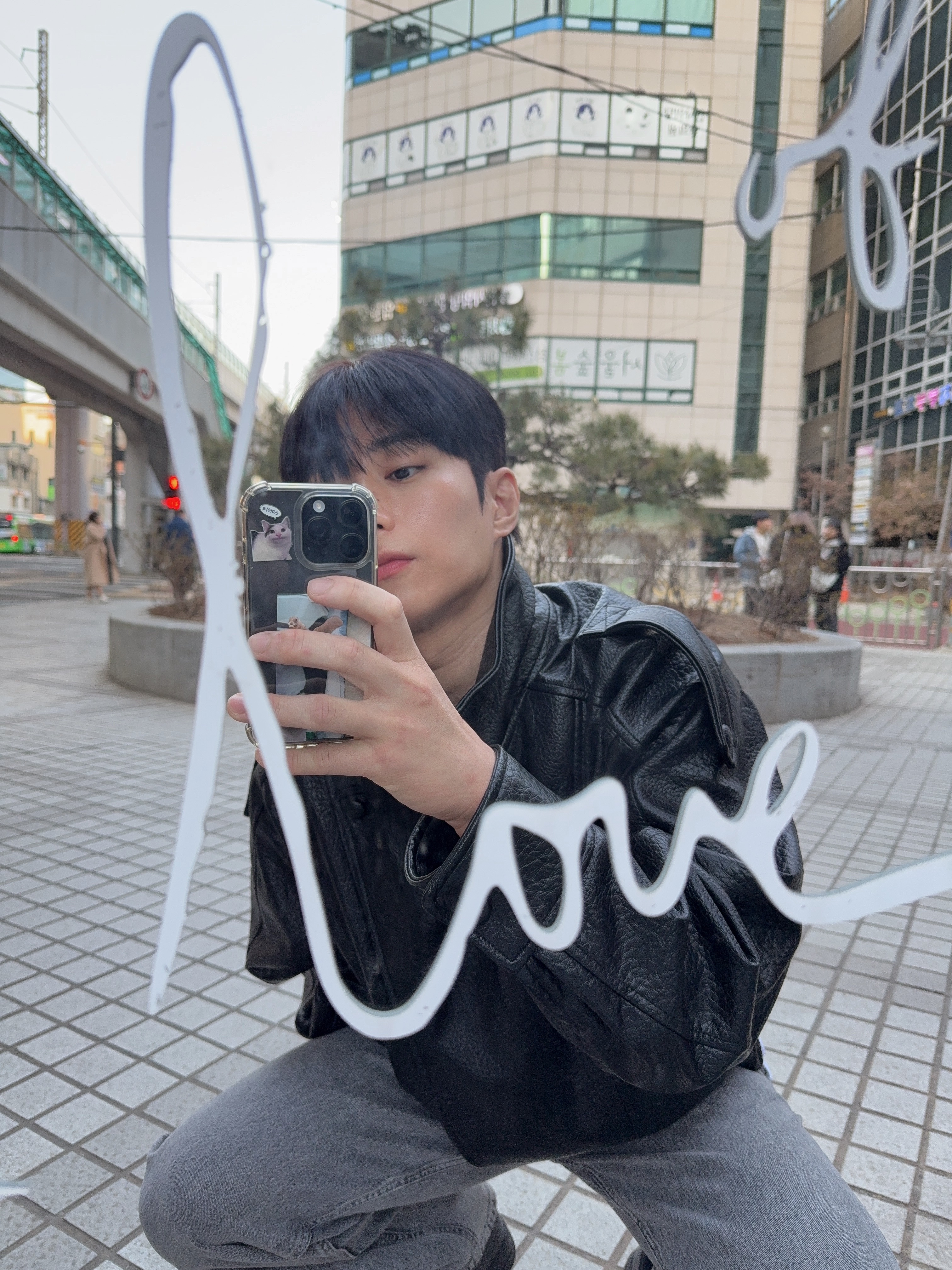 Zara Faux Leather Jacket Black, COS Nylon Crossbody Saddle Bag Black ์ฐฉ์ฉ ์คํ์ผ - 2