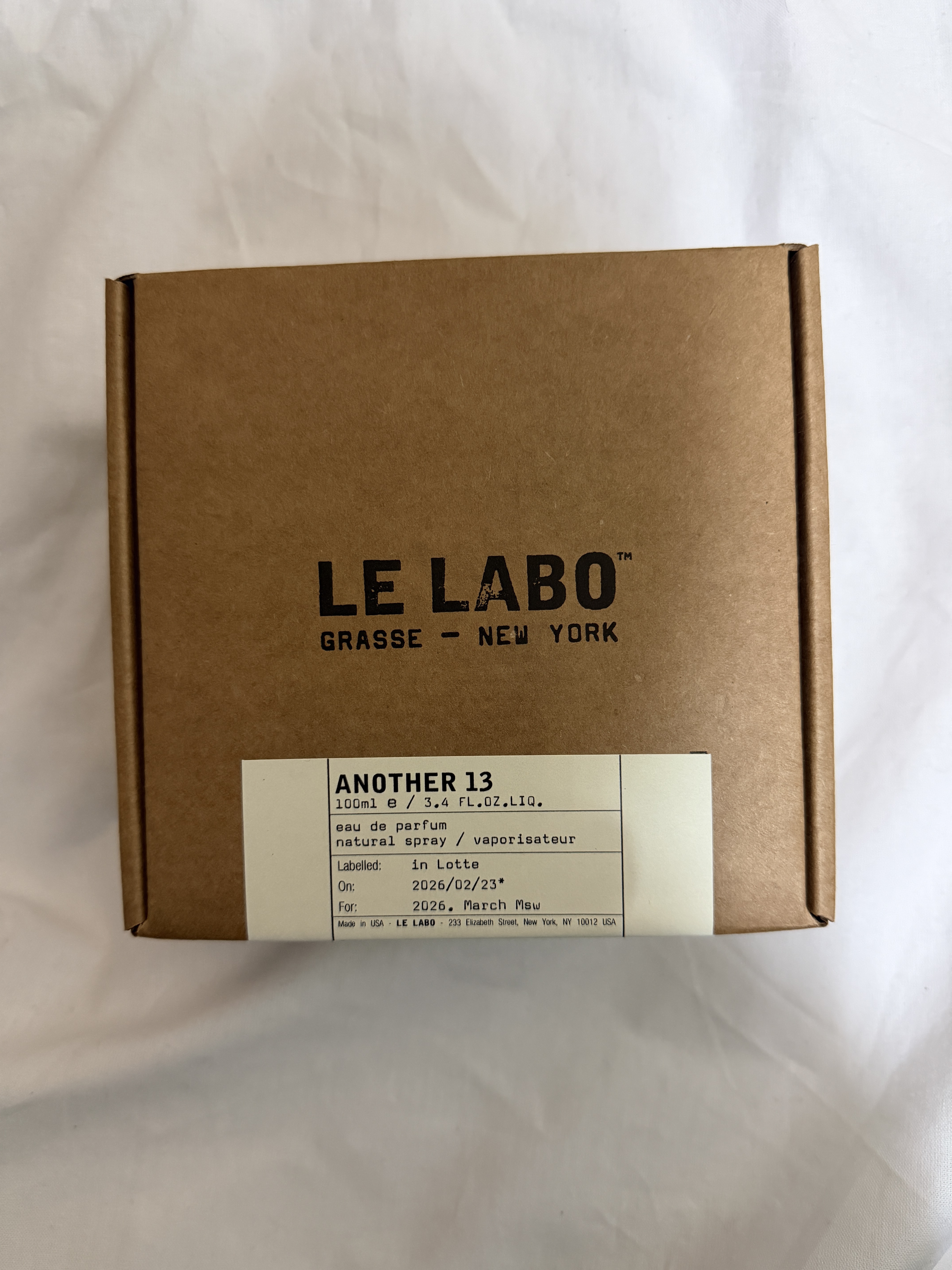 Le Labo Another 13 Eau De Parfum 100ml 착용 스타일 - 2