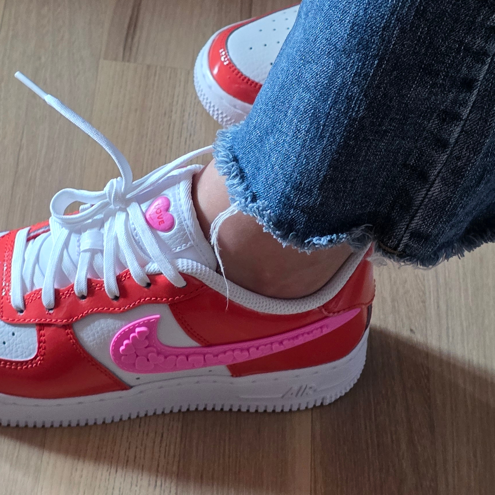 (GS) Nike Air Force 1 Low '07 LV8 Picante Red Pink Spell 착용 스타일