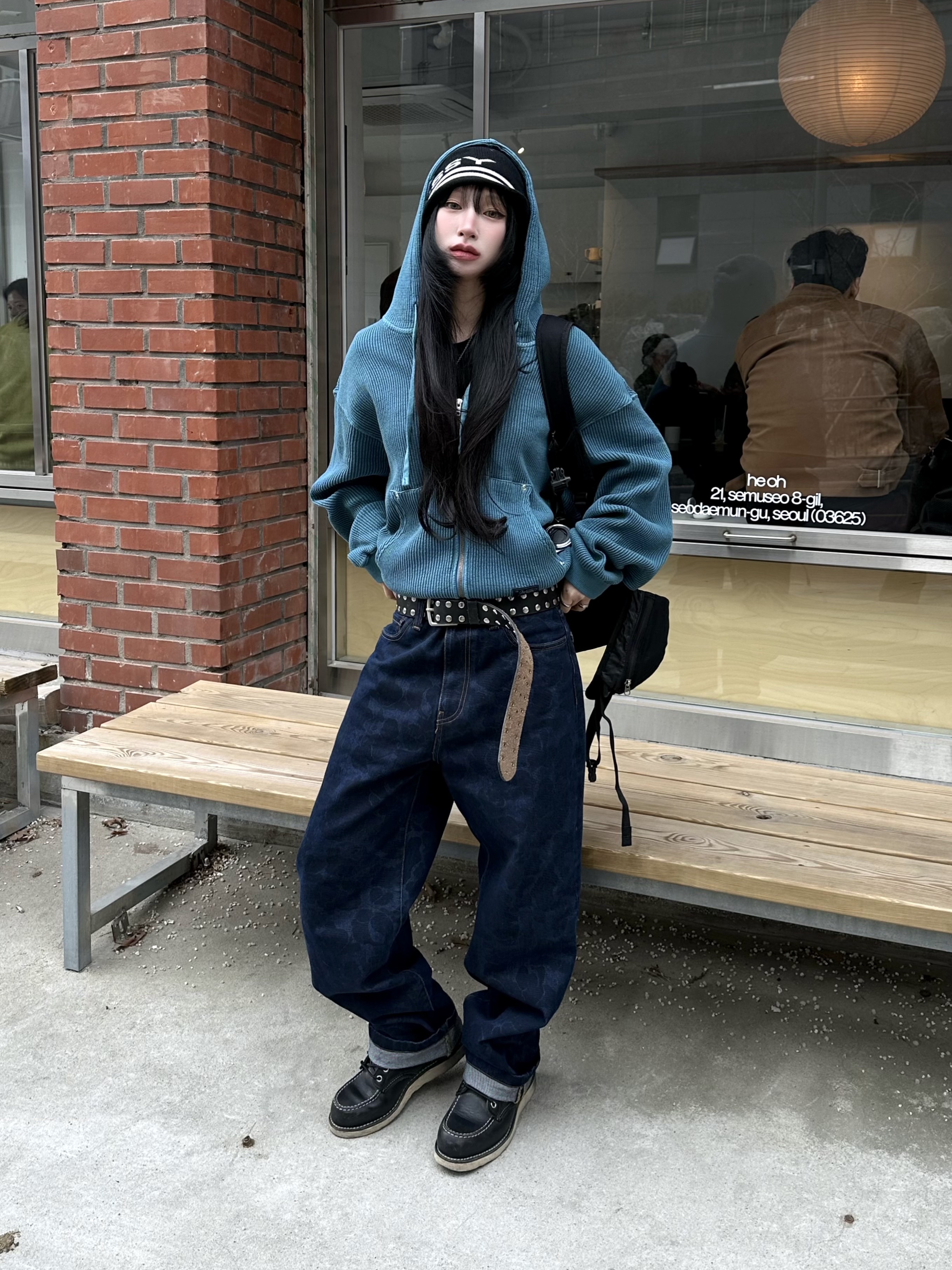 Stussy Jacquard Stripe Skullcap Beanie Black, Stussy 8 Ball Studded Belt Black 착용 스타일 - 1
