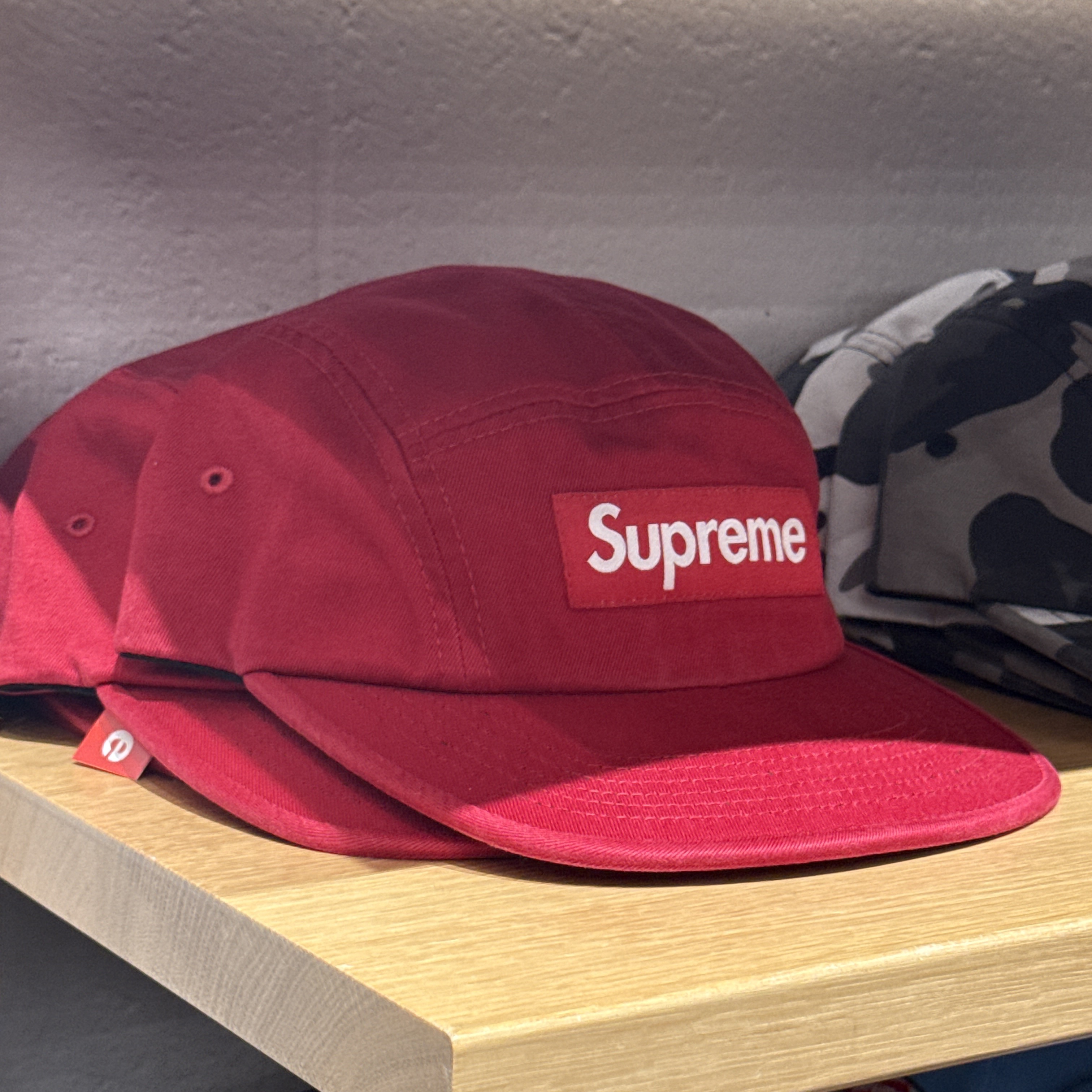 Supreme Washed Chino Twill Camp Cap Red - 26SS 착용 스타일