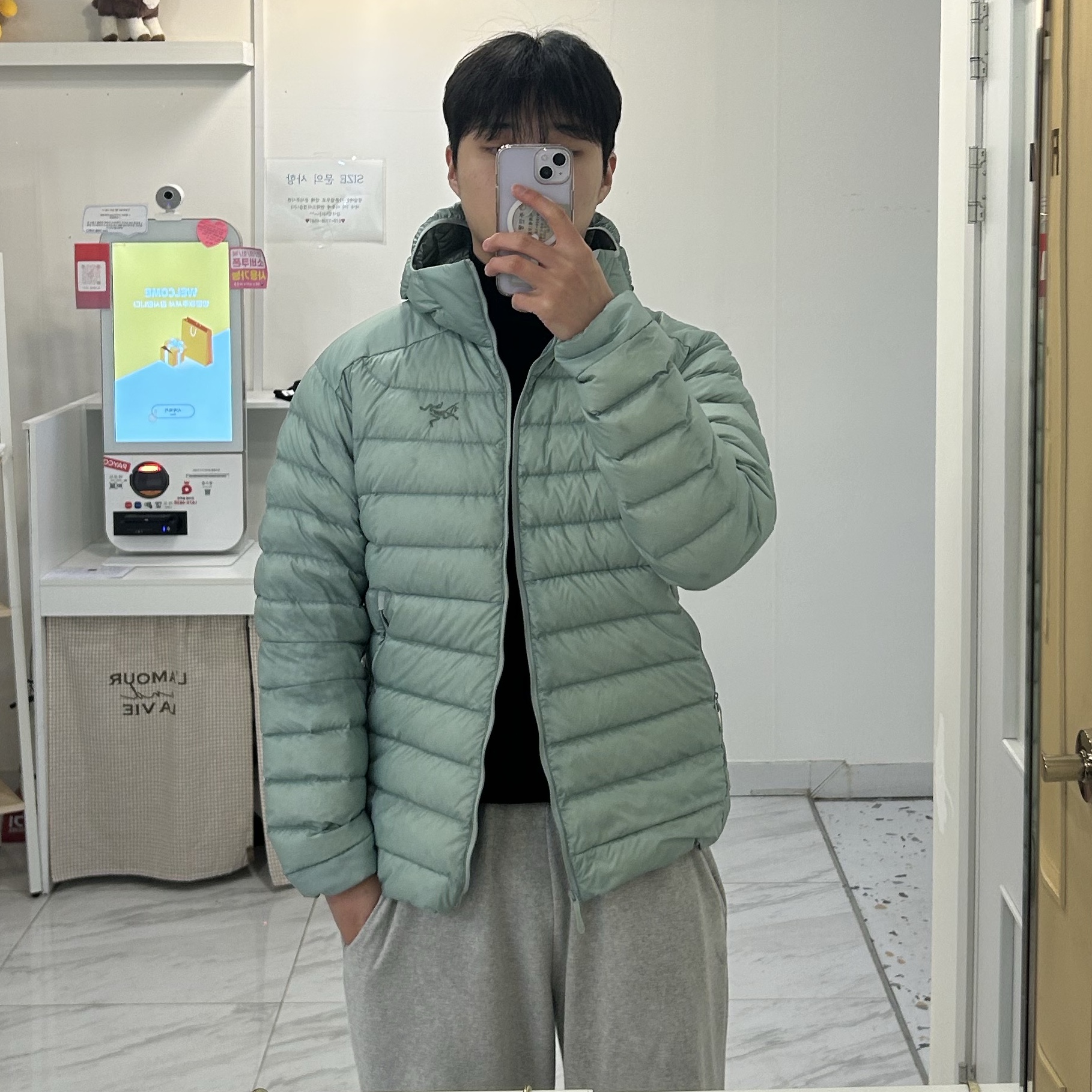 Arc'teryx Cerium Hoody Stone Green 착용 스타일