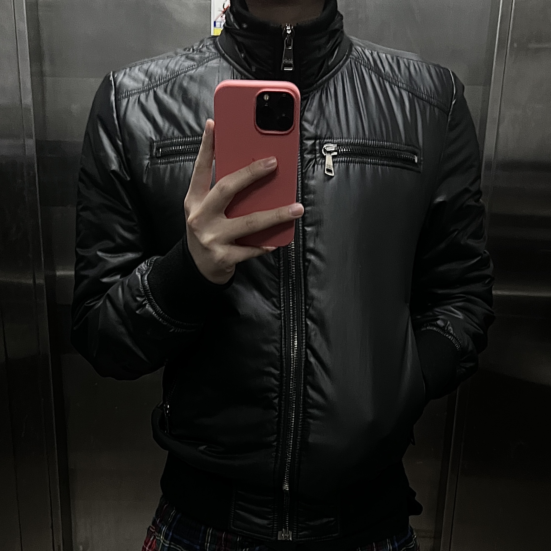 Dolce & Gabbana Regular Fit Cotton Jeans Multicolor, Dolce & Gabbana Leather Jacket Black 착용 스타일 - 2