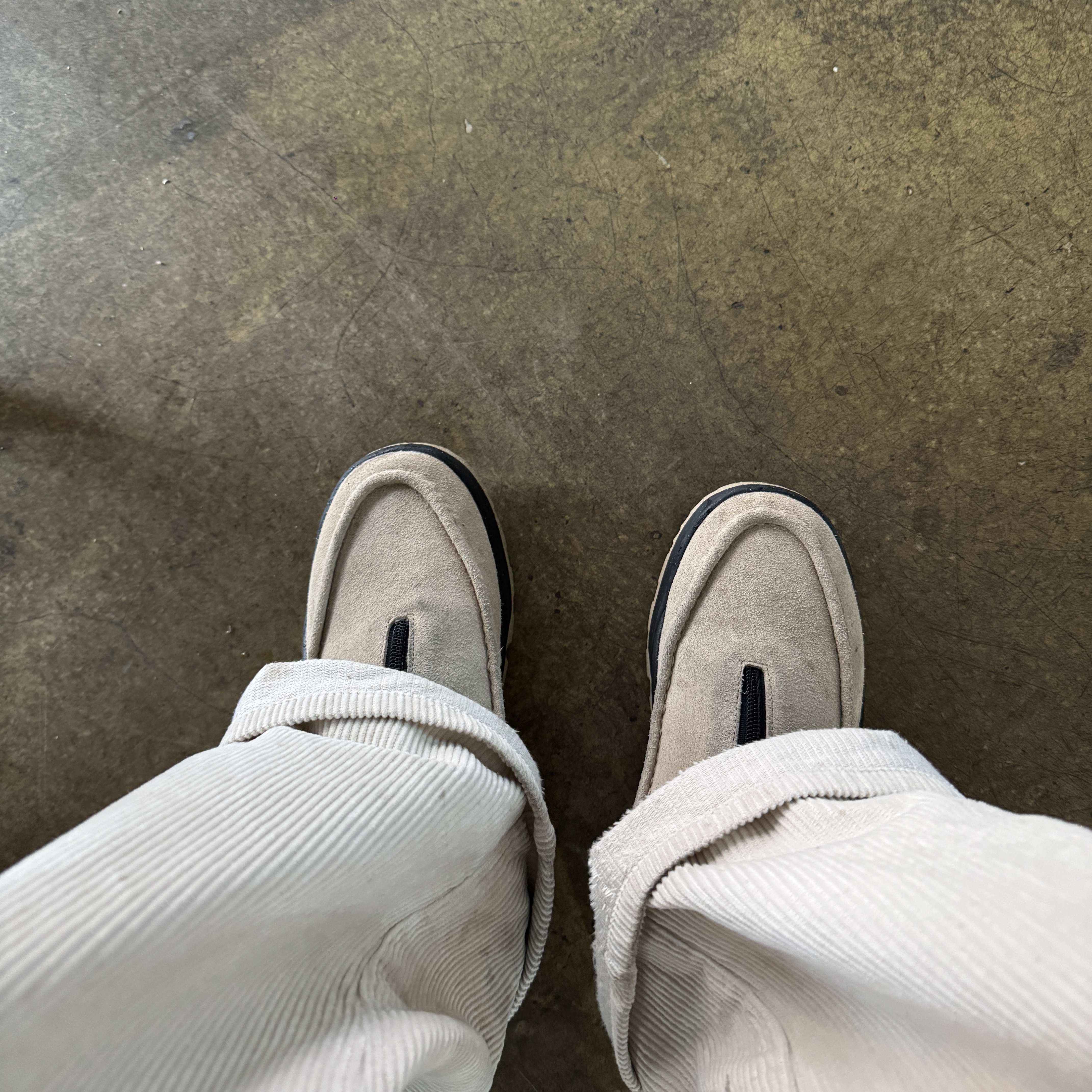 Nike ACG Izy Khaki and Black 착용 스타일