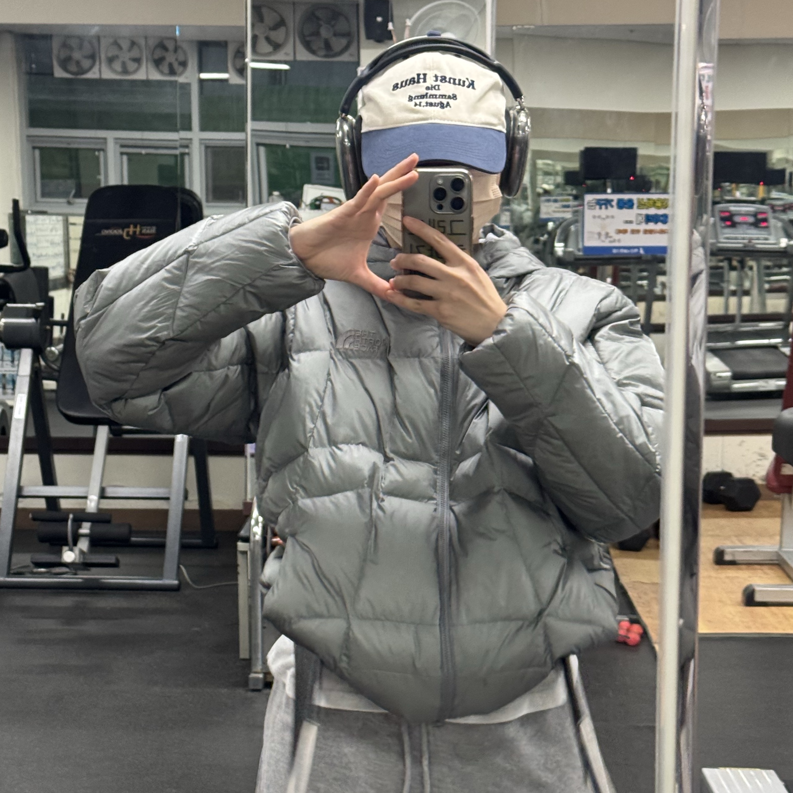 The North Face Wave LT On Jacket Gray 착용 스타일 - 3