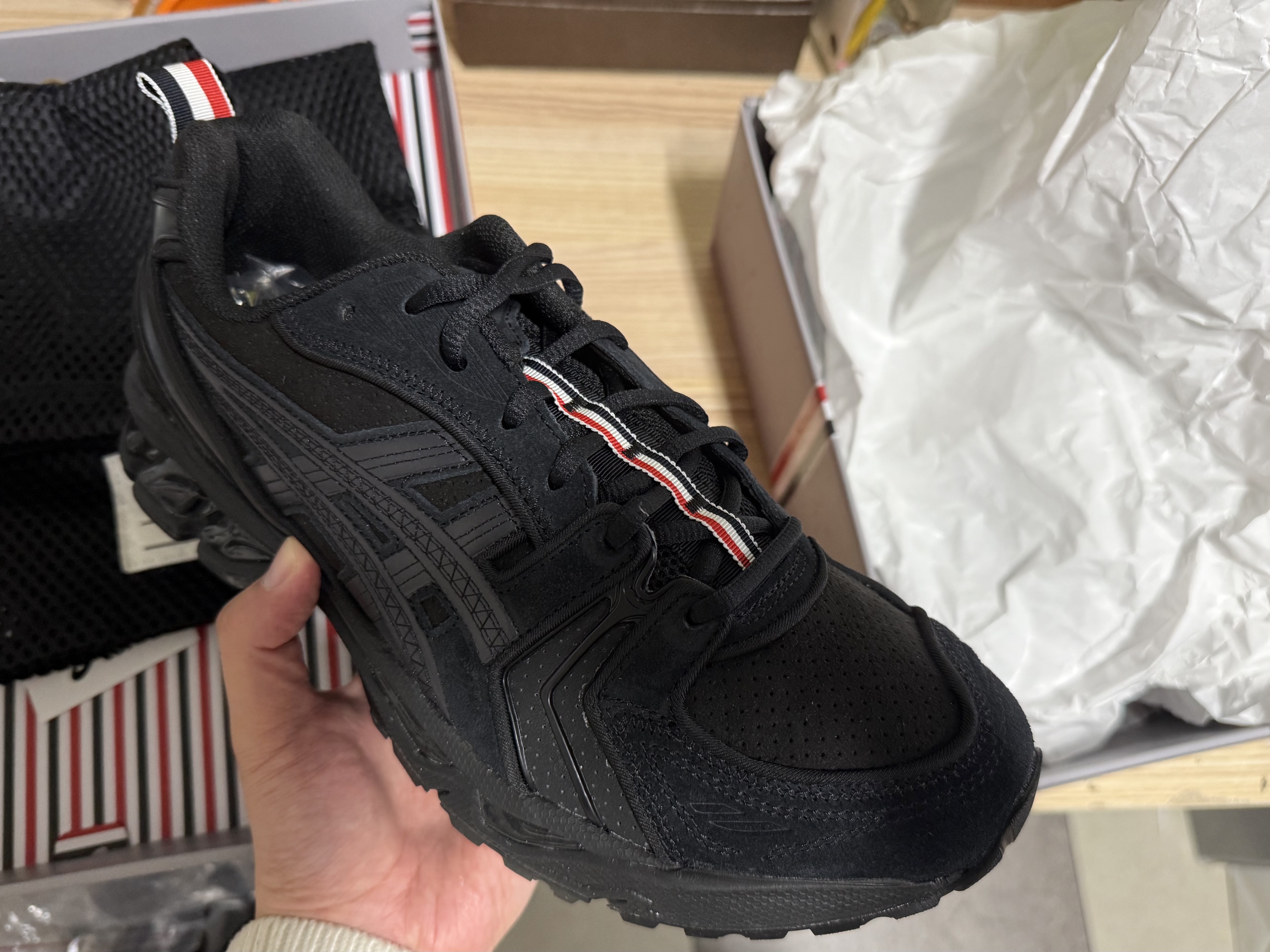 Asics x Thom Browne Gel-Kayano 14 Black 착용 스타일