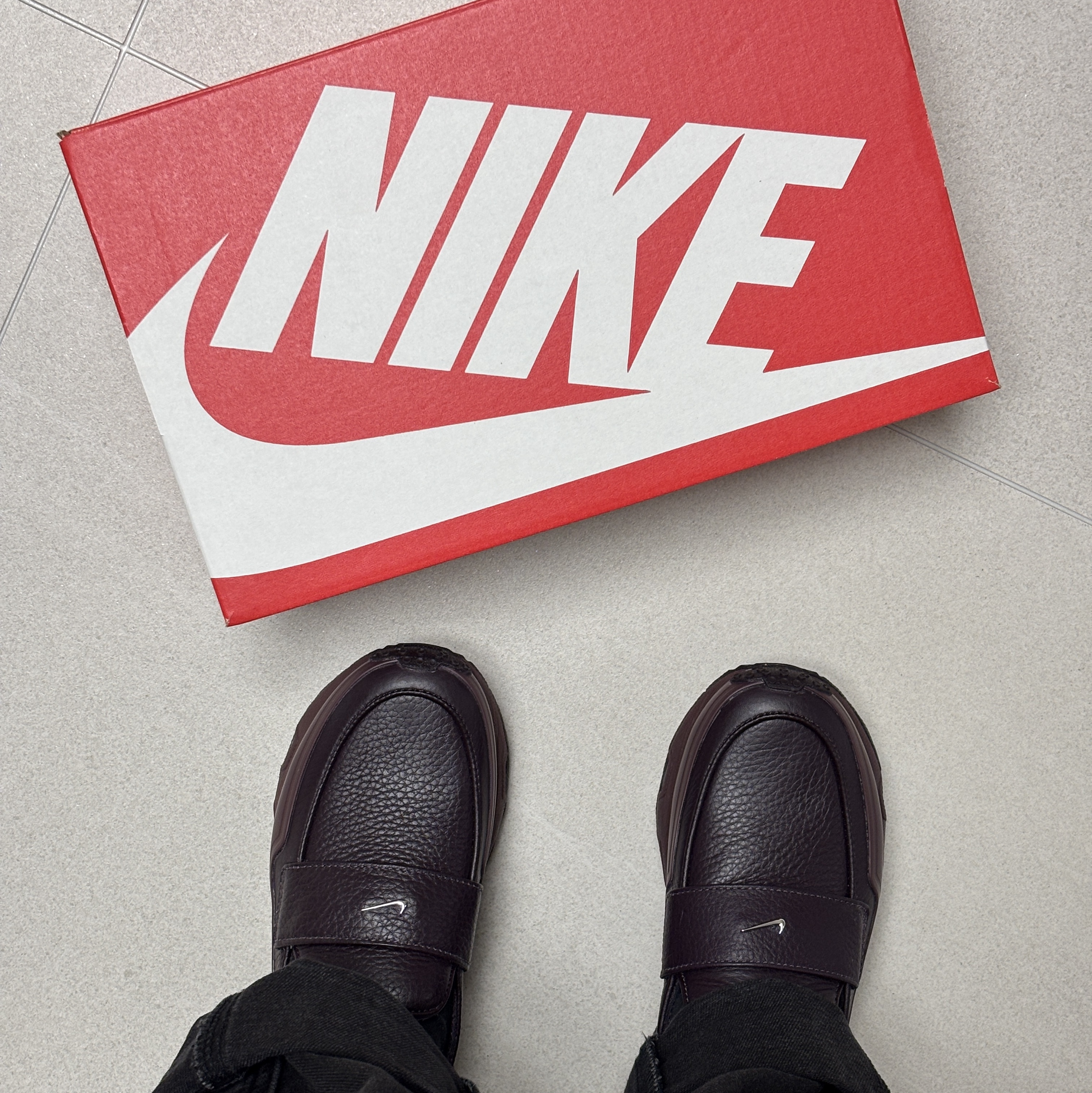(W) Nike Air Max Phenomena Burgundy Crush Burgundy Ash 착용 스타일 - 2