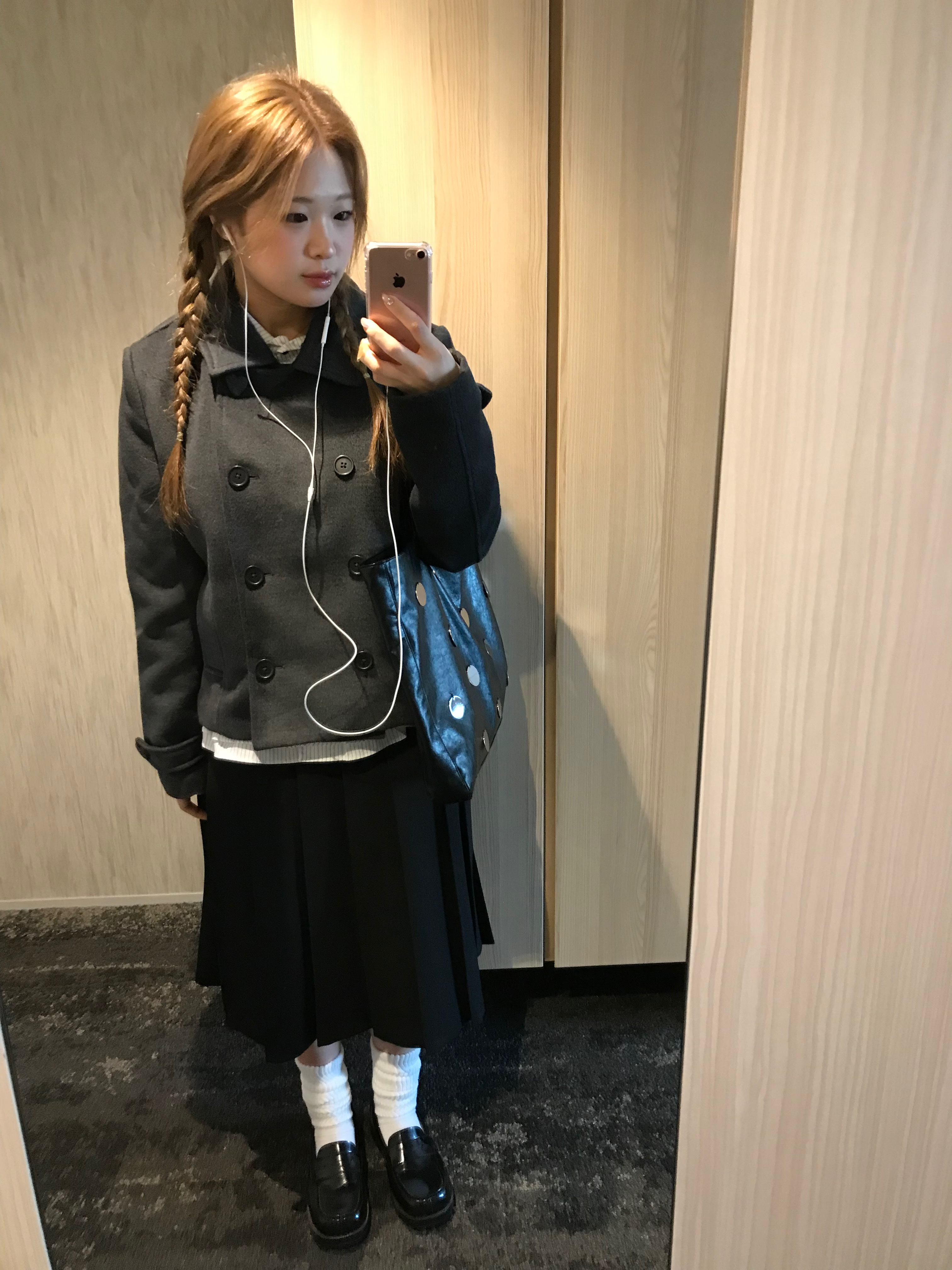 Haruta HS-4900 Oiko Loafer Black, Alo Yoga Iconic Shopper Tote Bag Grey Tiedye 착용 스타일 - 4