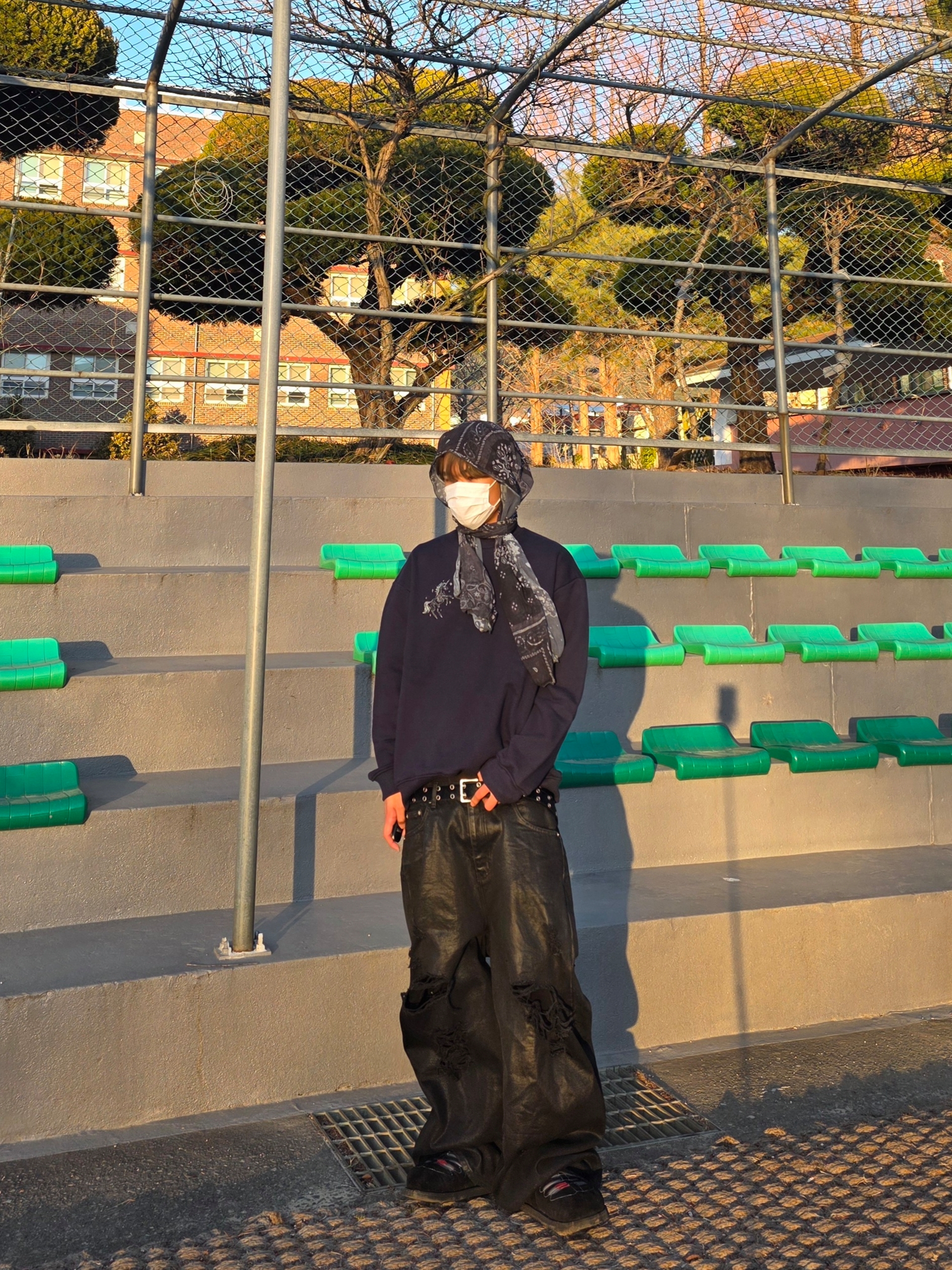 Kamien x MJD Double Hole Belt Black Shearling Calfskin 착용 스타일 - 4