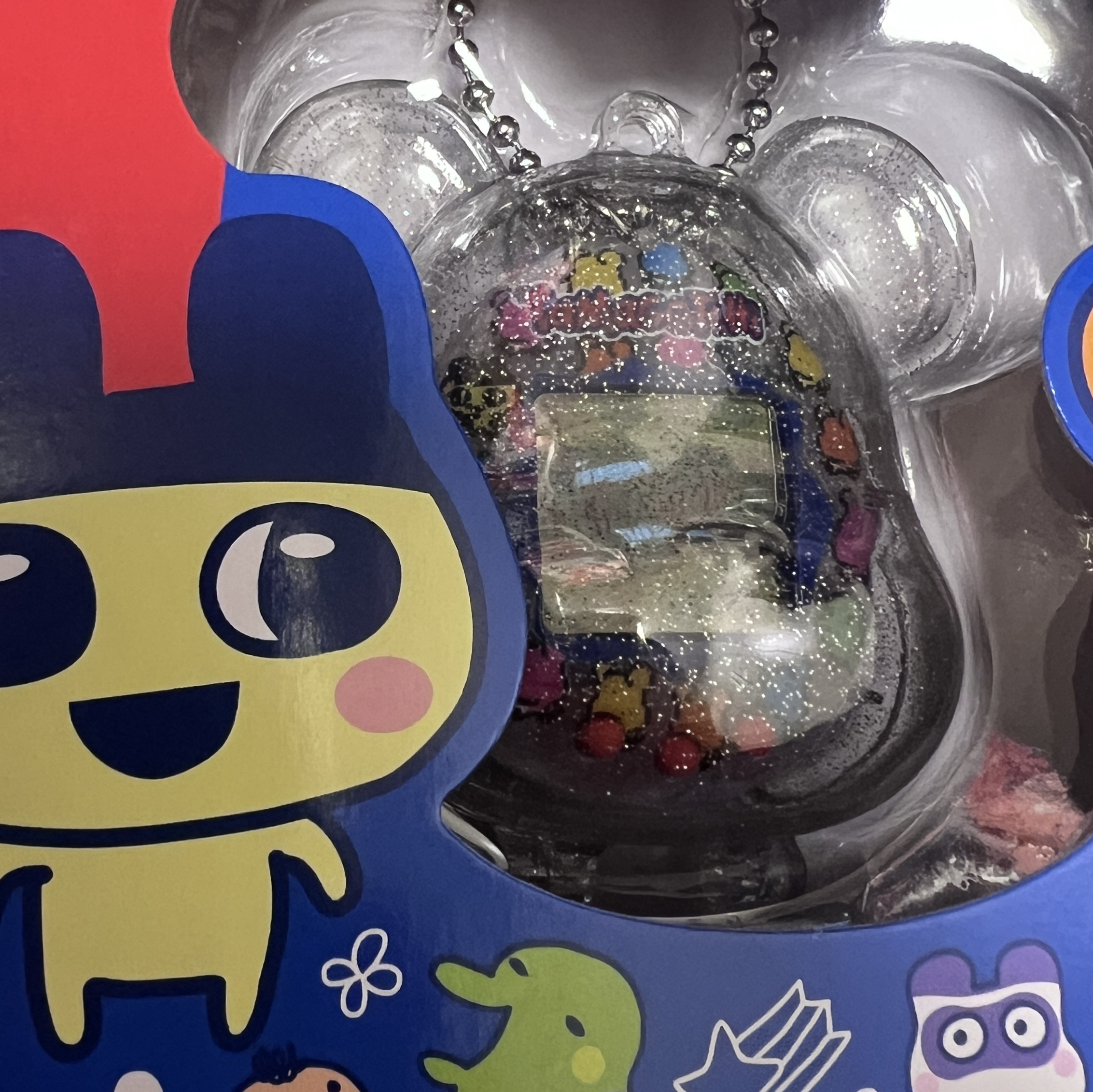 Tamagotchi x Bearbrick Original Tamagotchi Glittery 착용 스타일