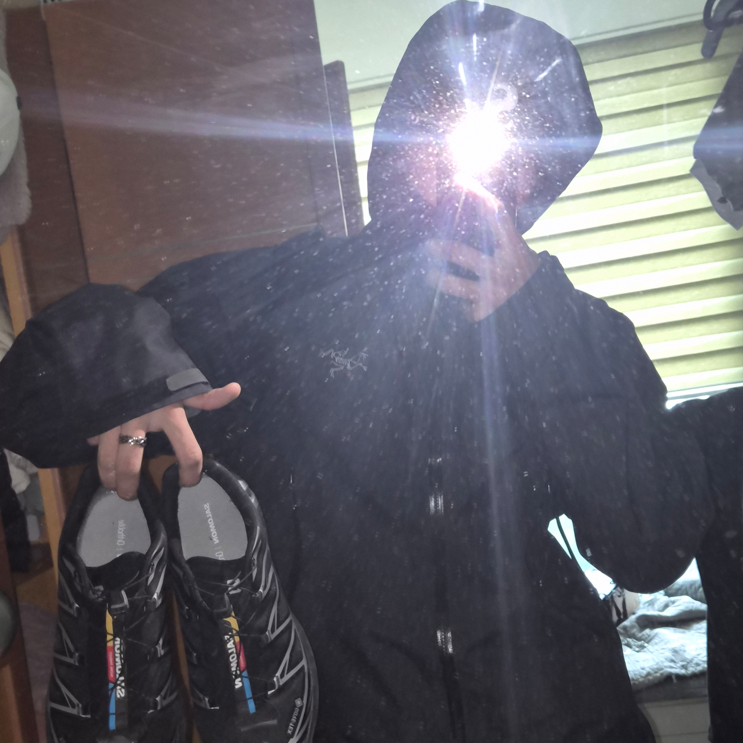 Salomon XT-6 GTX Black Silver, Arc'teryx Beta Jacket Black 착용 스타일 - 1