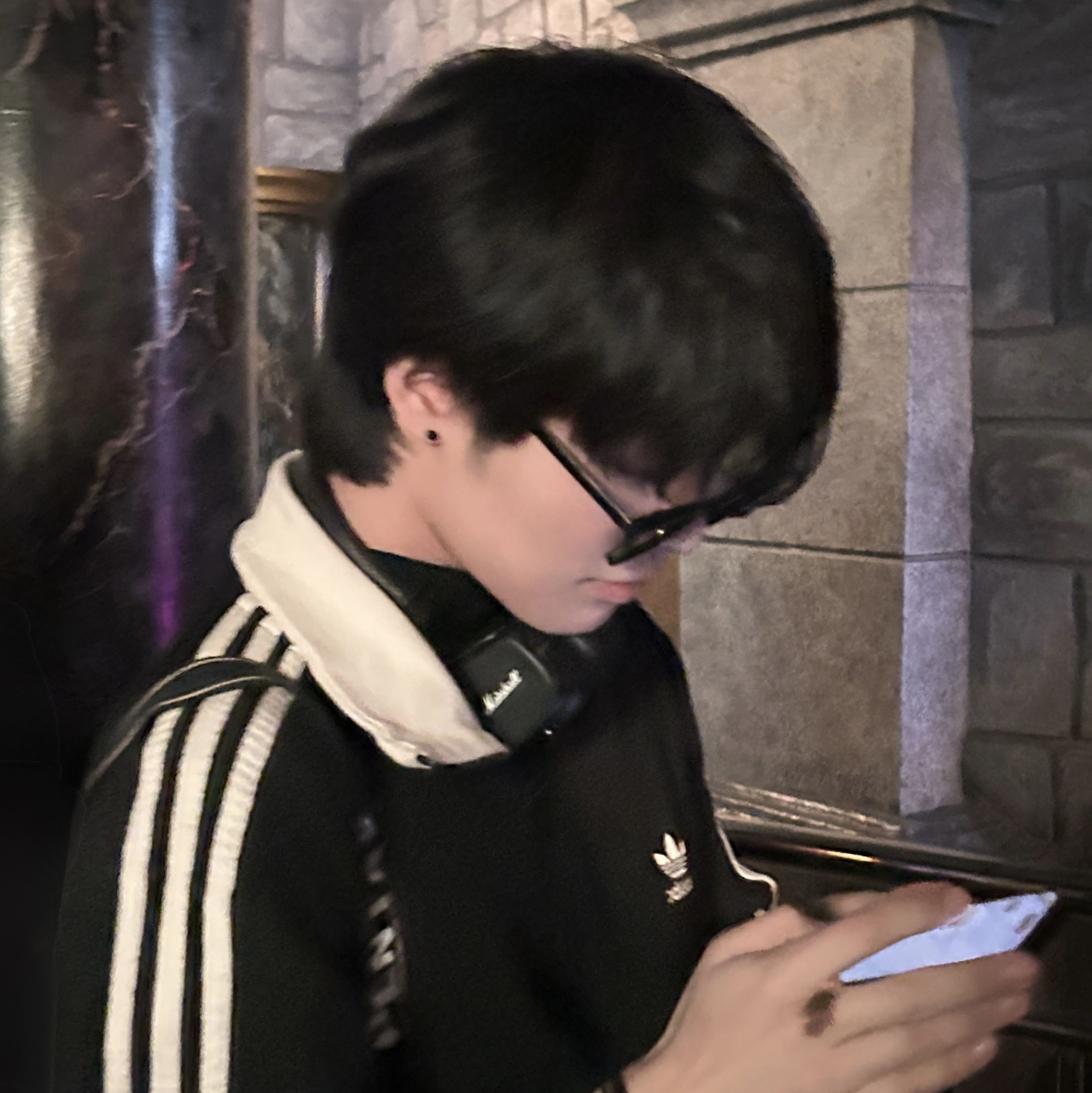 Adidas Waffle Beckenbauer Track Top Black - KR Sizing, Marshall Major IV Black (Korean Ver.) 착용 스타일