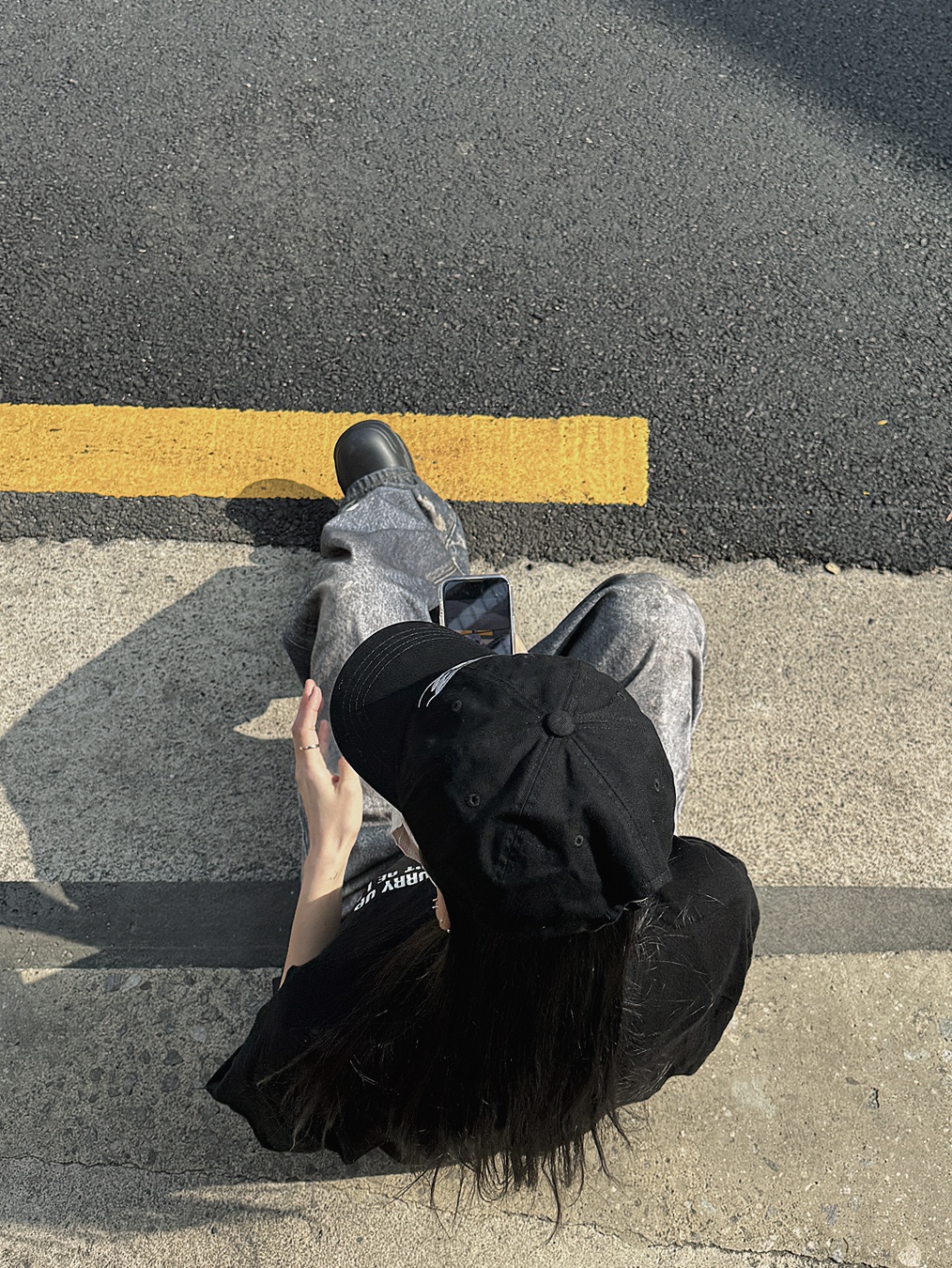 Oakley Light Breathe Triple Black 착용 스타일 - 4