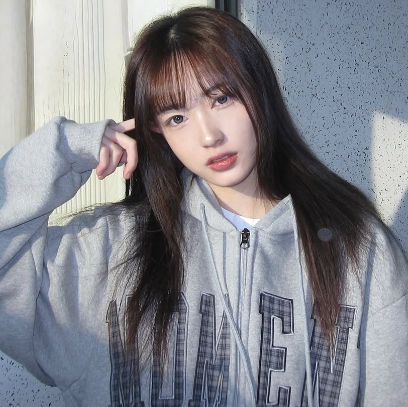 SLOW RECORD HOUSE Moment Zip-Up Hoodie Check 착용 스타일 - 2