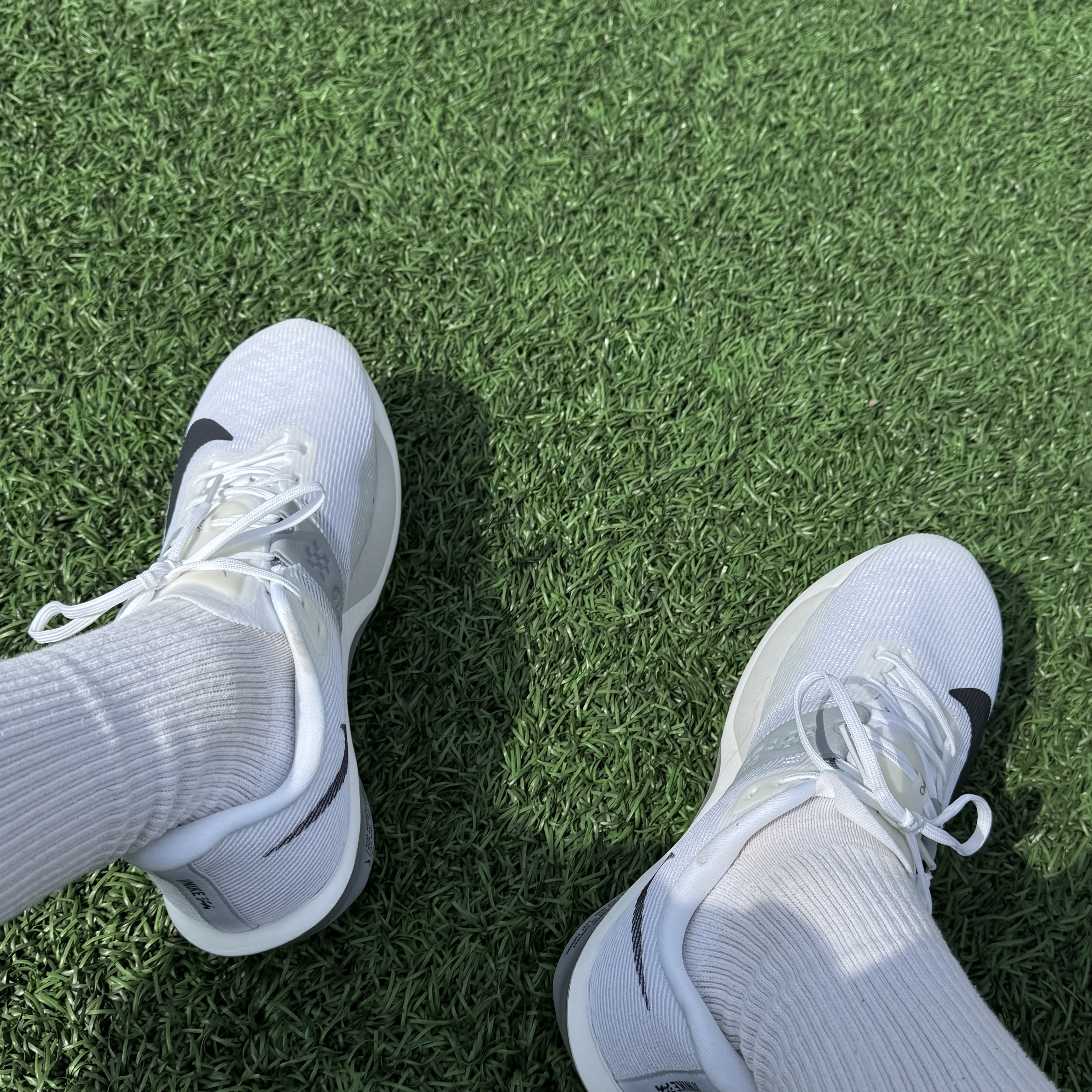 Nike Air Zoom Rival Fly 4 White Pure Platinum 착용 스타일 - 2